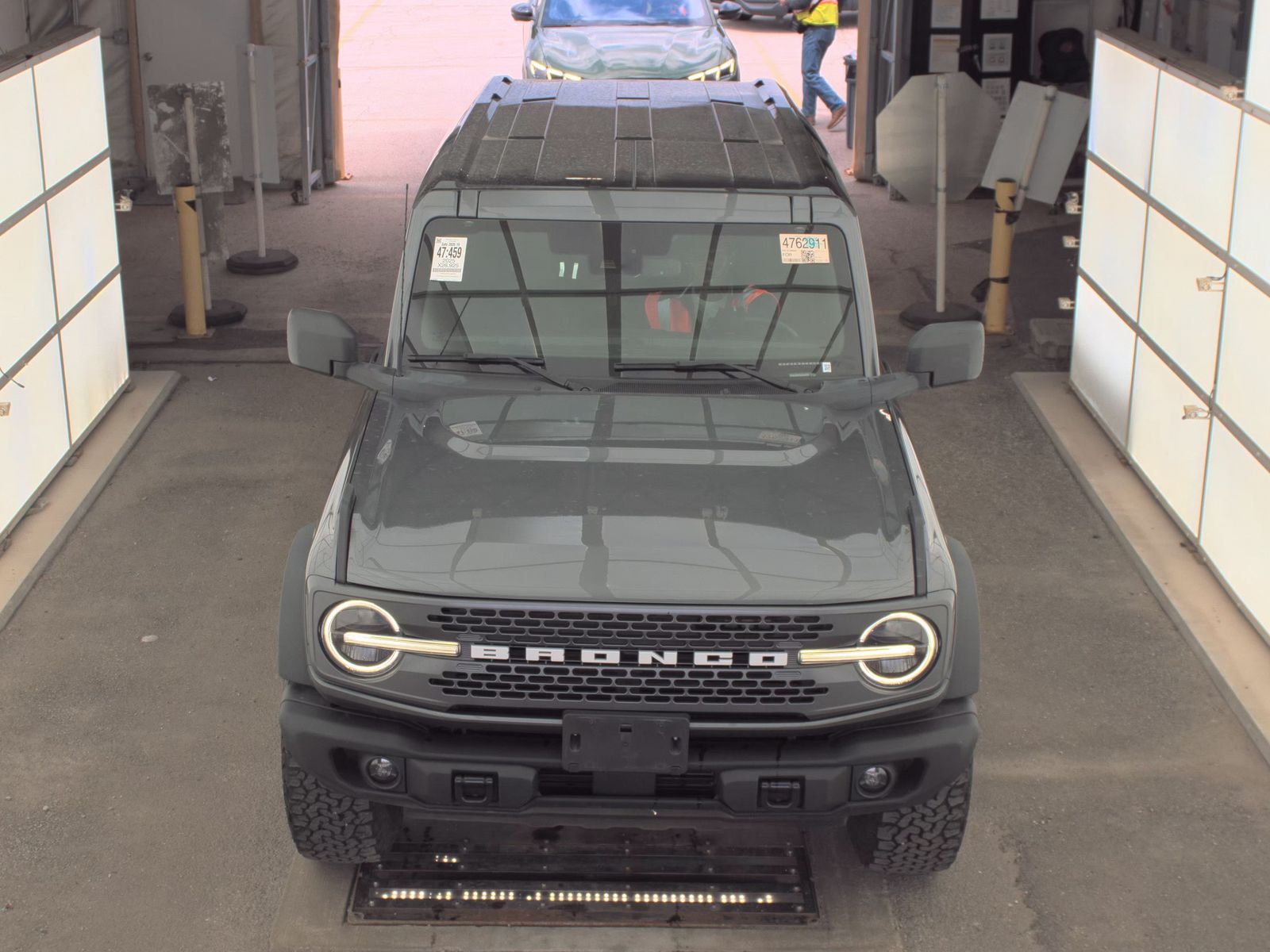 FORD BRONCO - 3