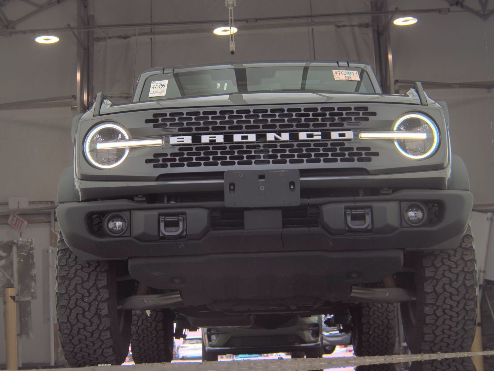 FORD BRONCO - 4