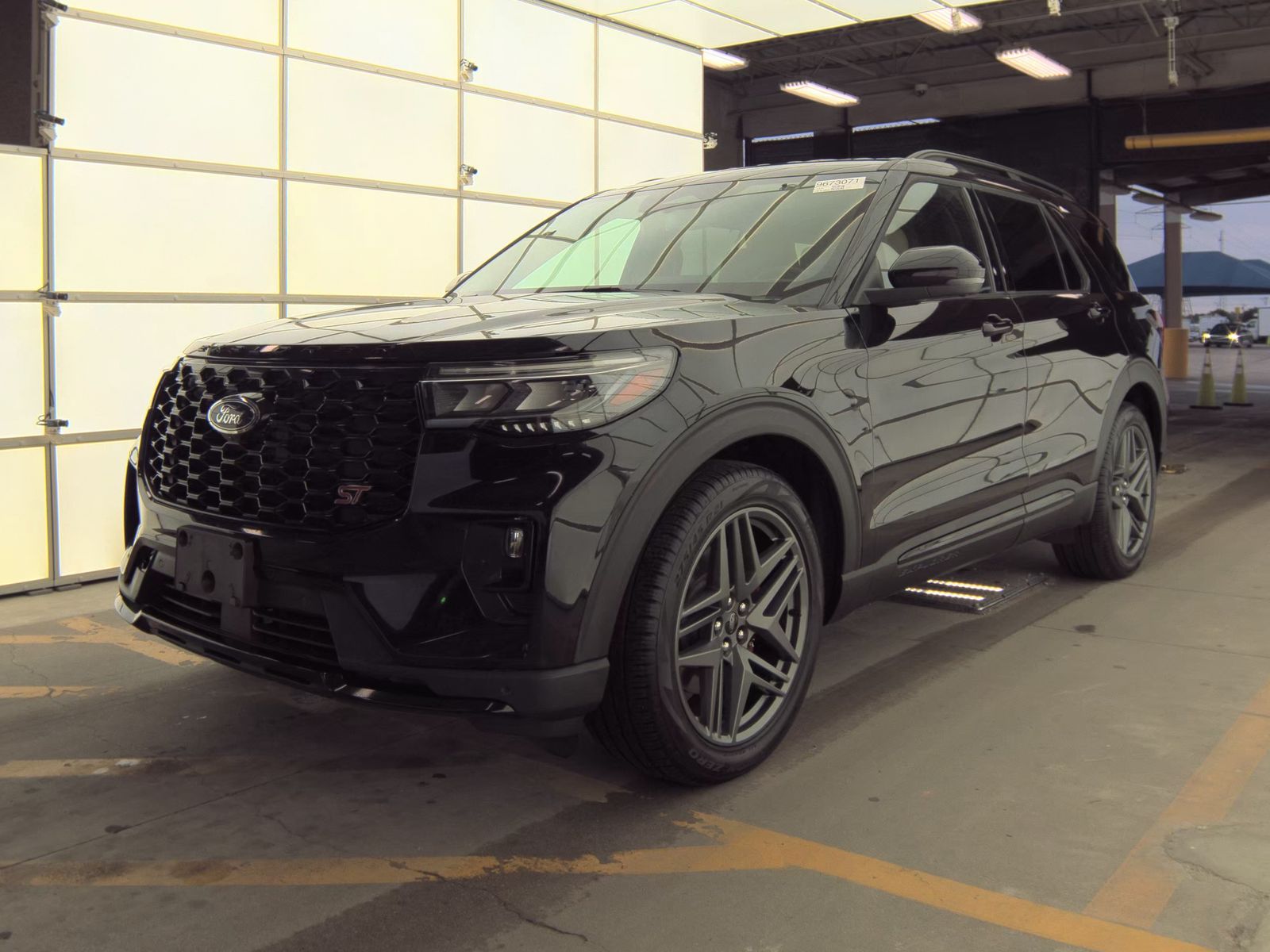 FORD EXPLORER - 1