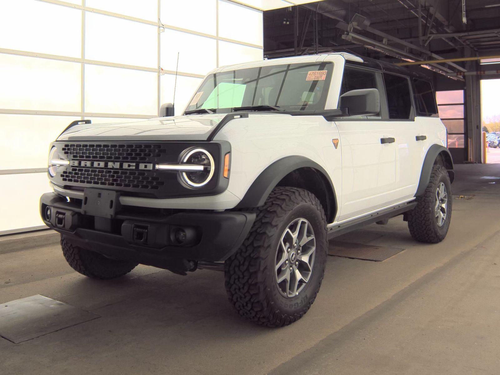 FORD BRONCO - 1