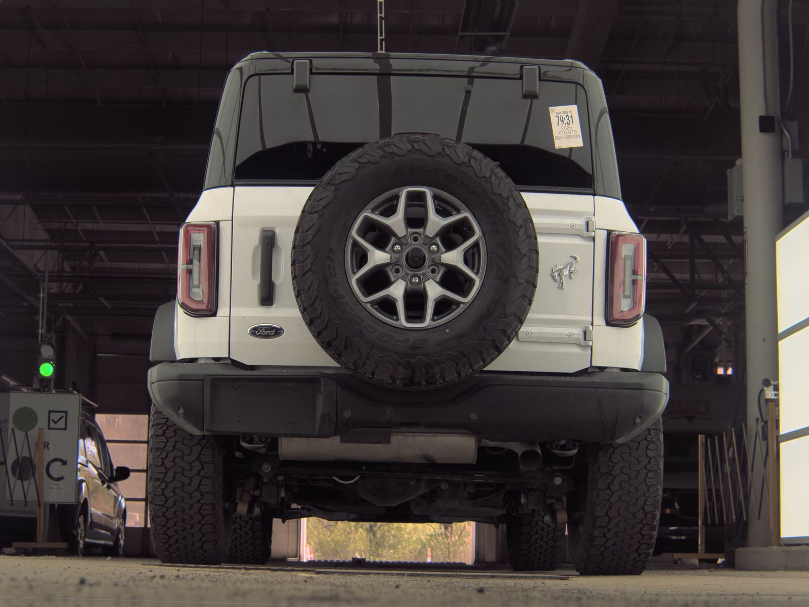 FORD BRONCO - 8