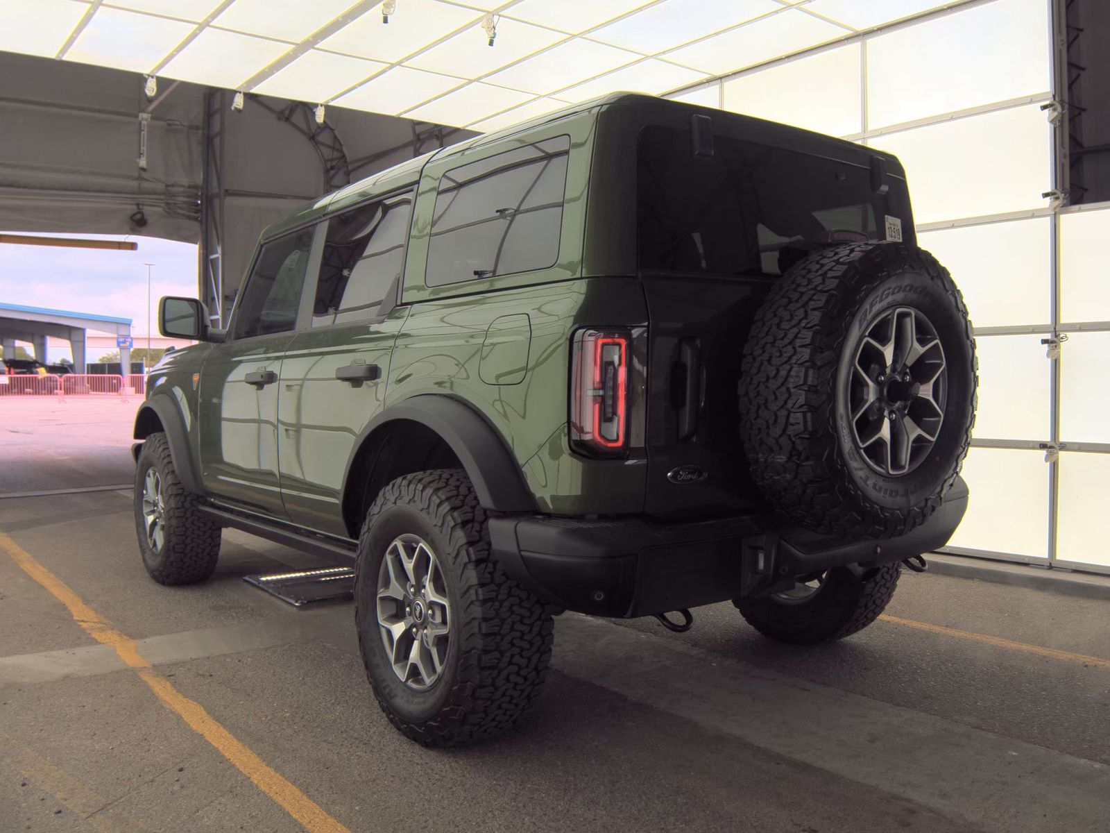 FORD BRONCO - 9