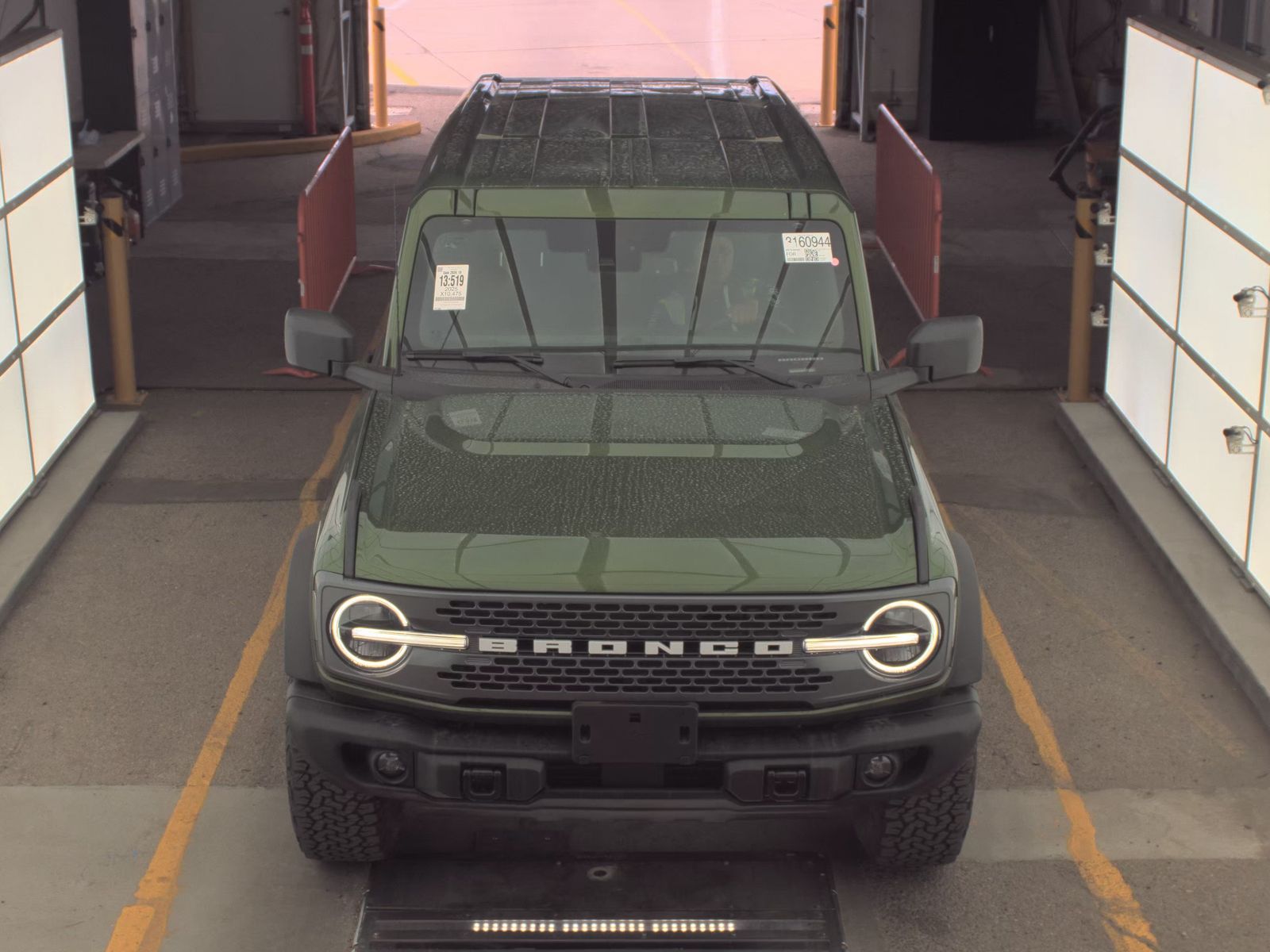 FORD BRONCO - 3