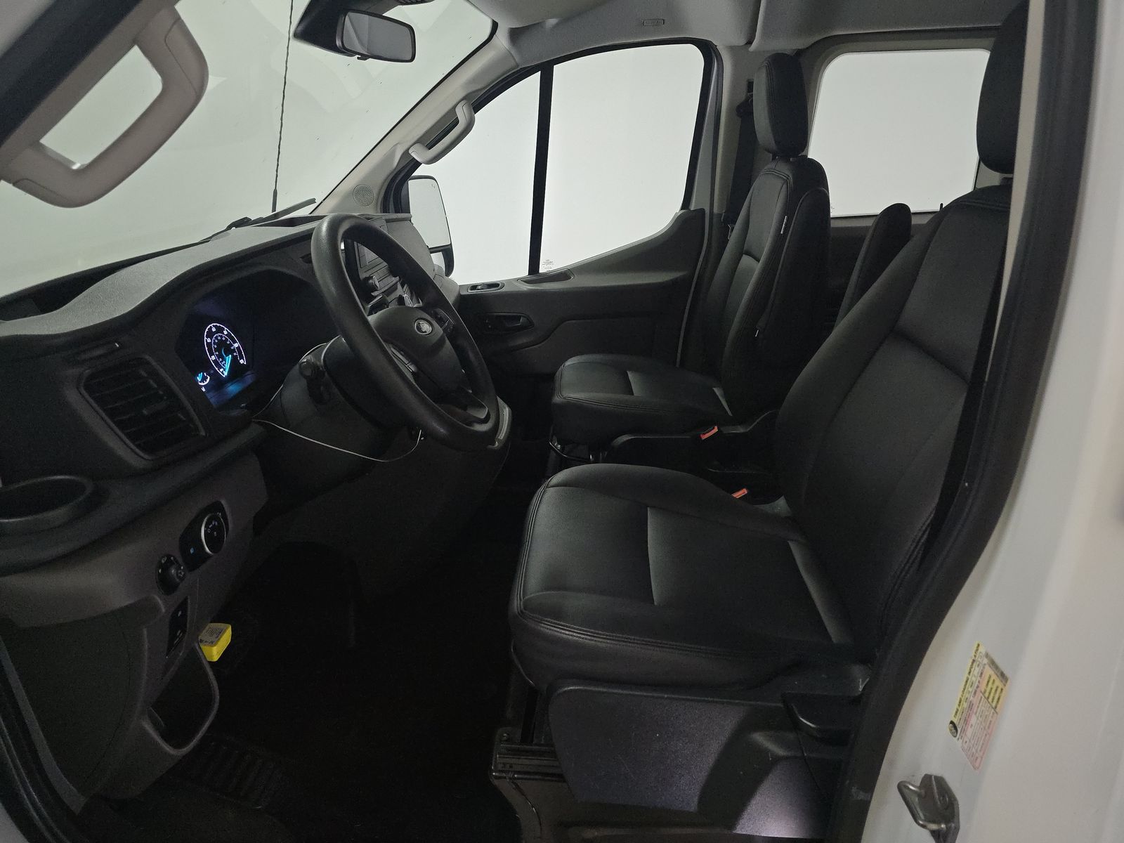 FORD TRANSIT 350 - 8