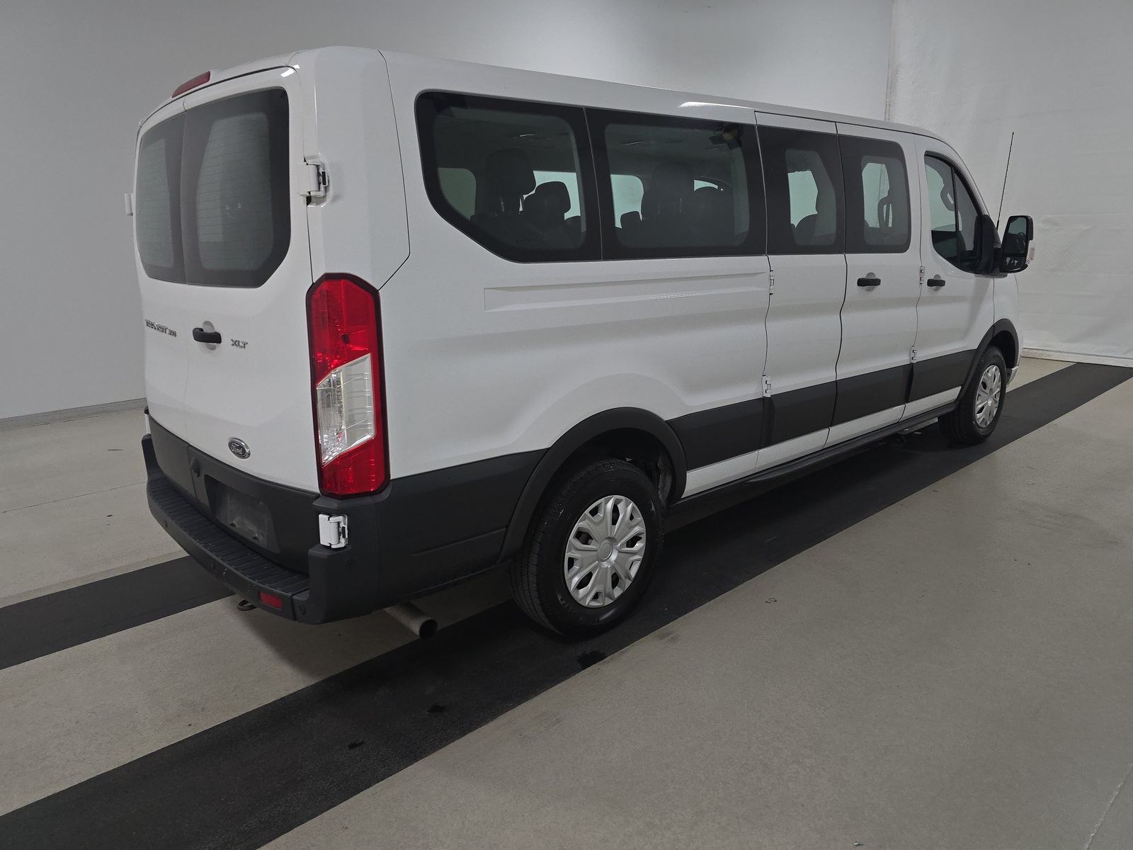 FORD TRANSIT 350 - 5