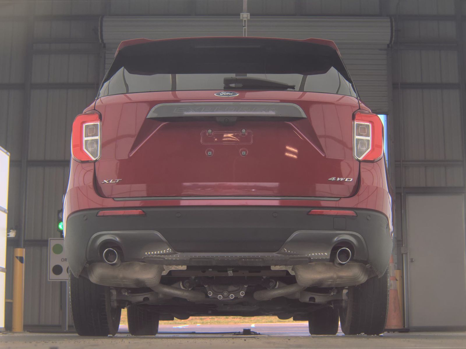 FORD EXPLORER - 8