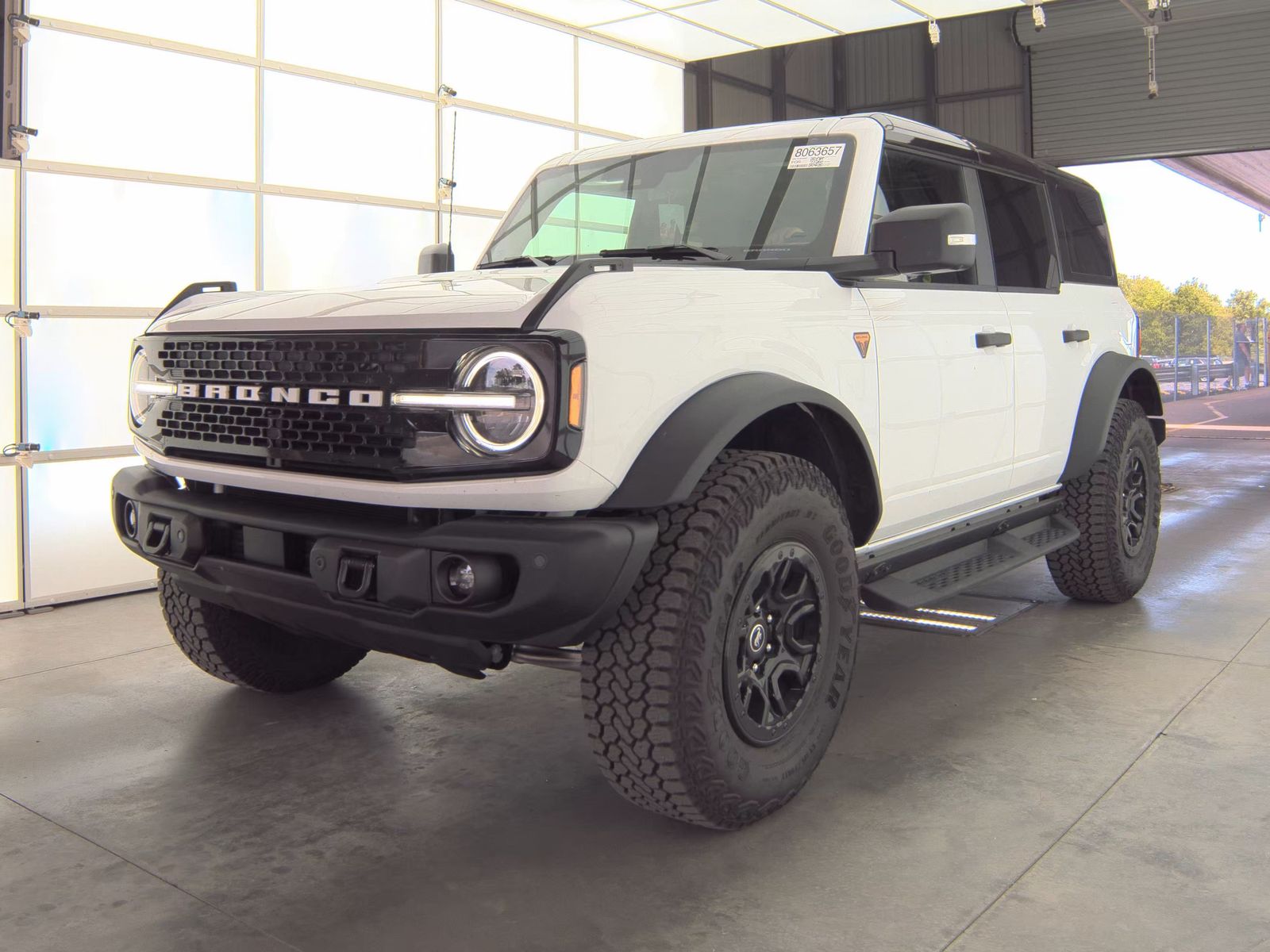 FORD BRONCO - 1