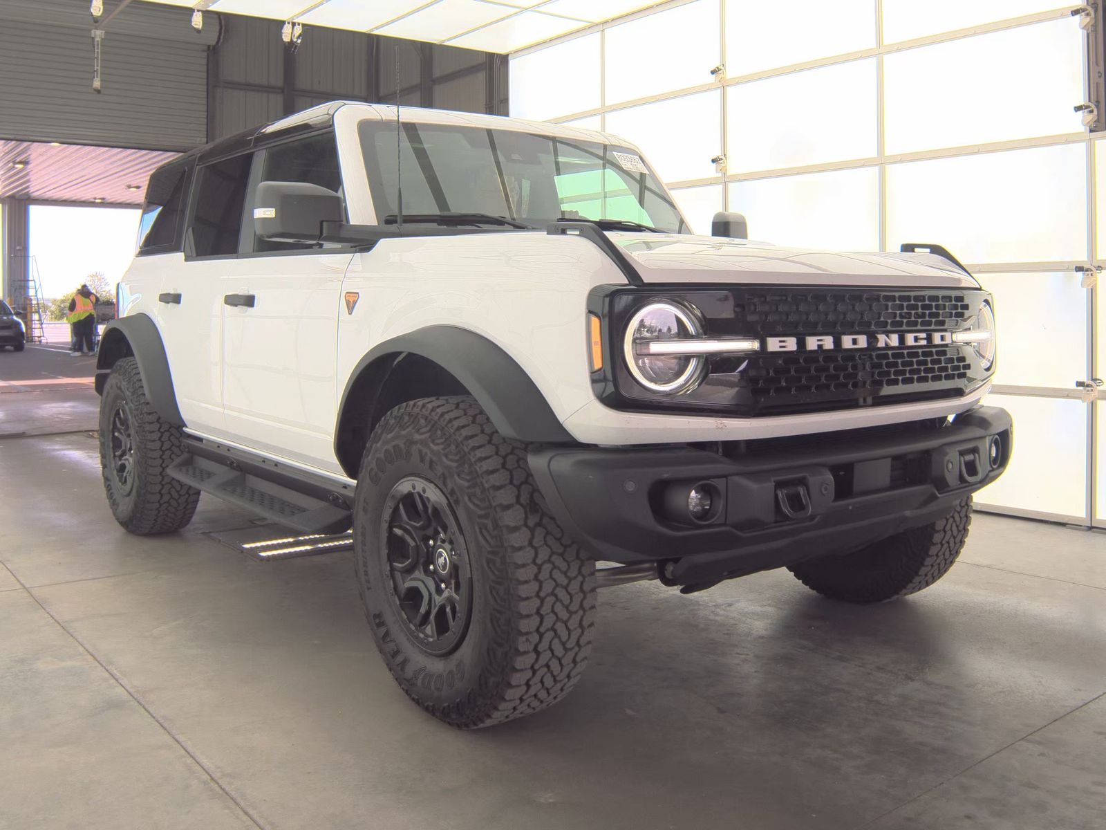 FORD BRONCO - 5
