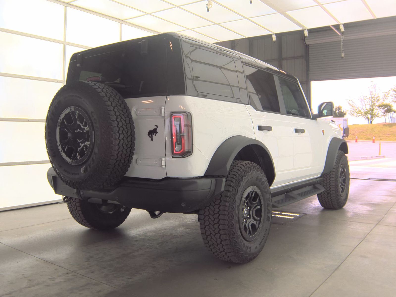 FORD BRONCO - 6