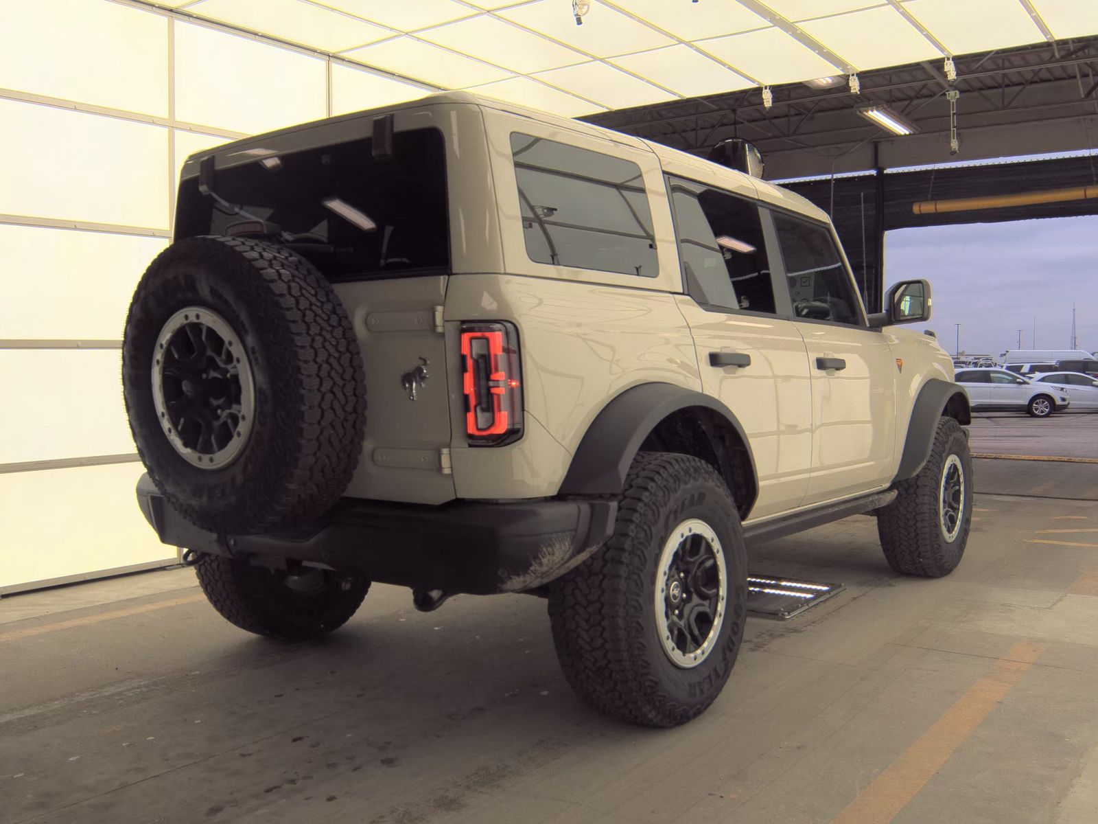 FORD BRONCO - 6