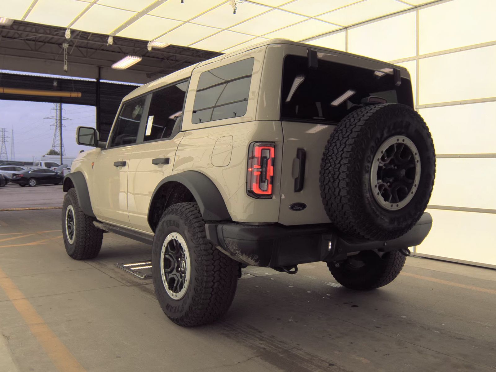 FORD BRONCO - 9