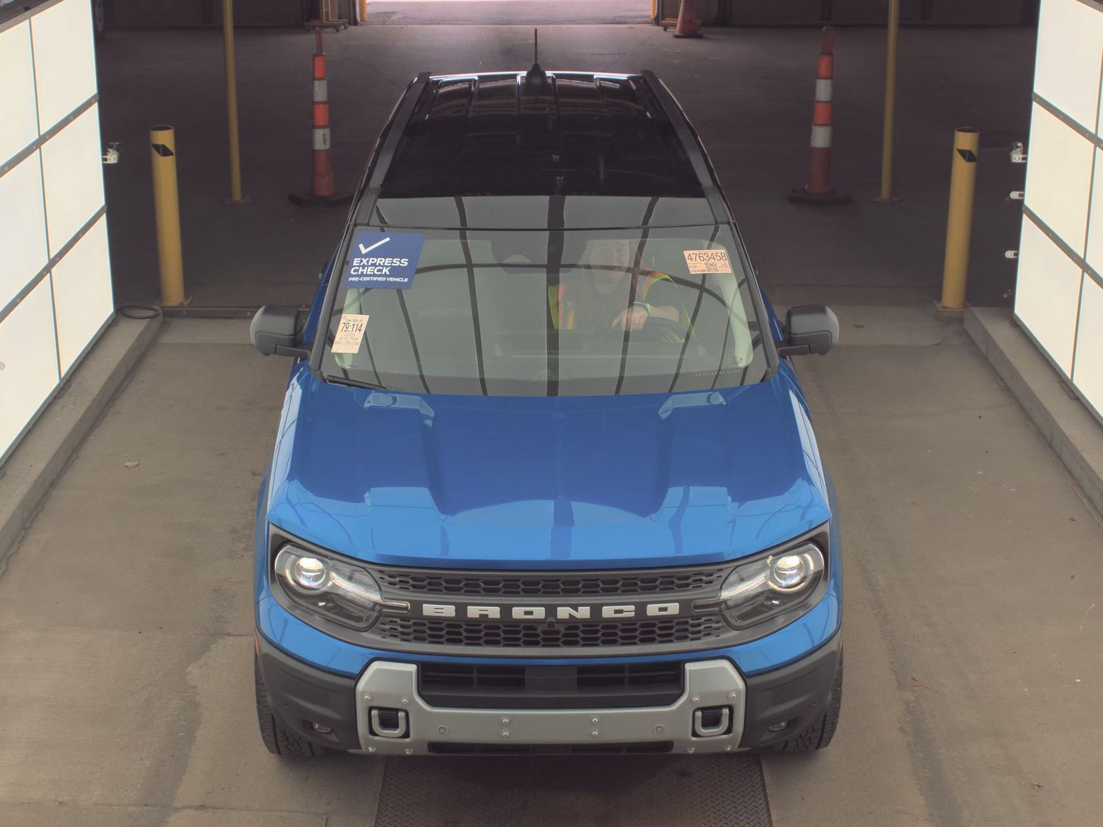 FORD BRONCO - 3