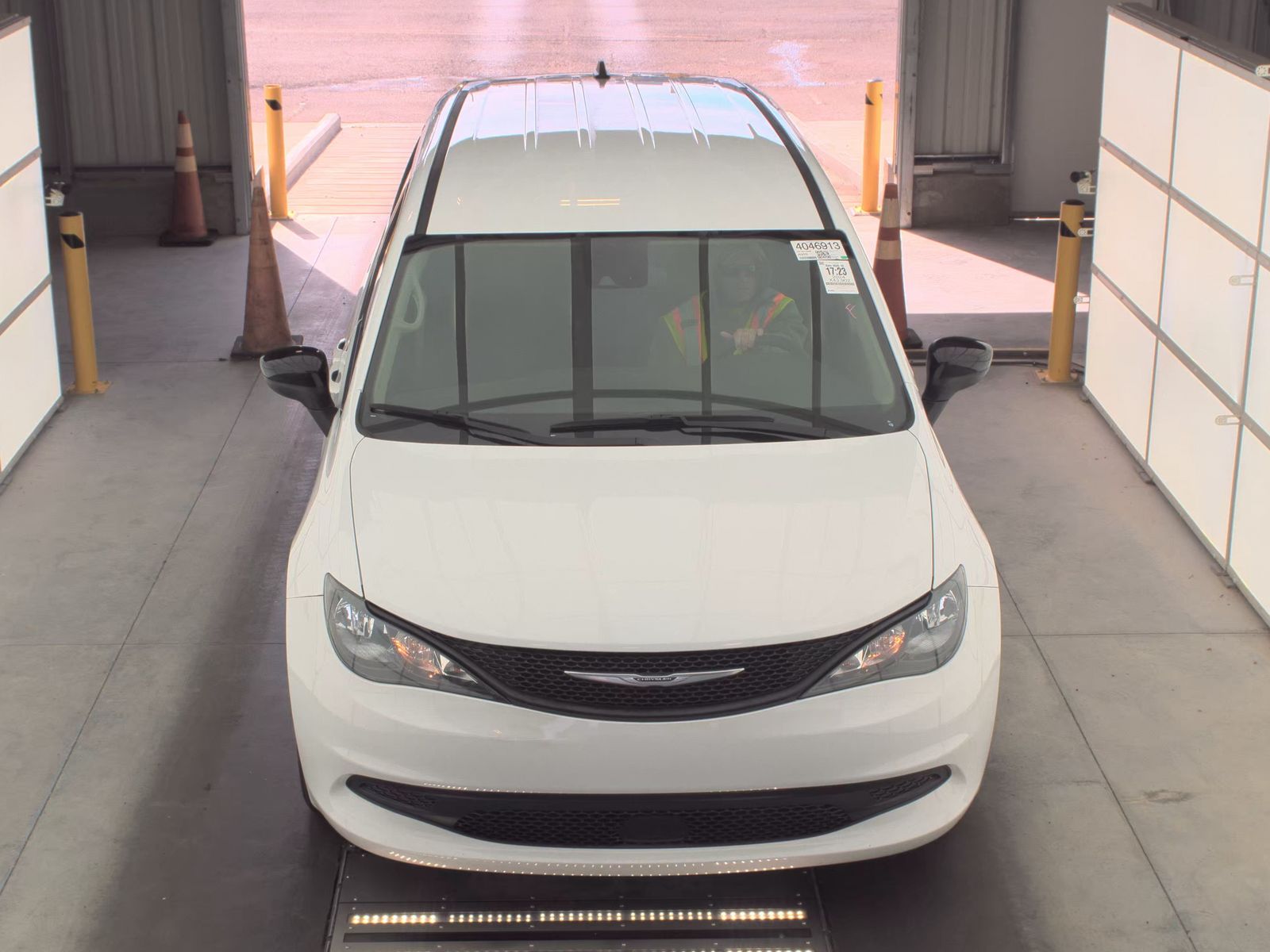 CHRYSLER VOYAGER - 3