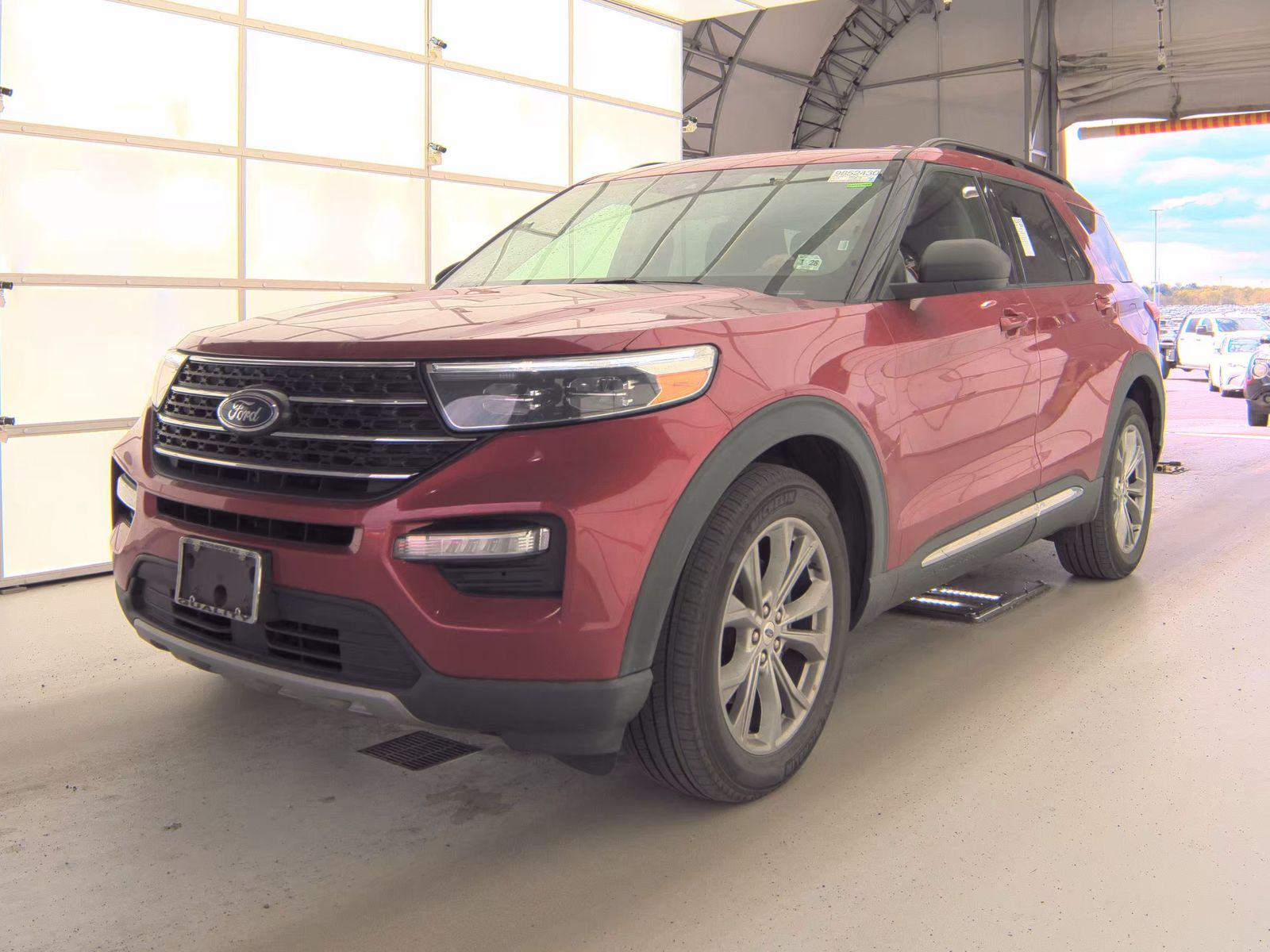 FORD EXPLORER - 1