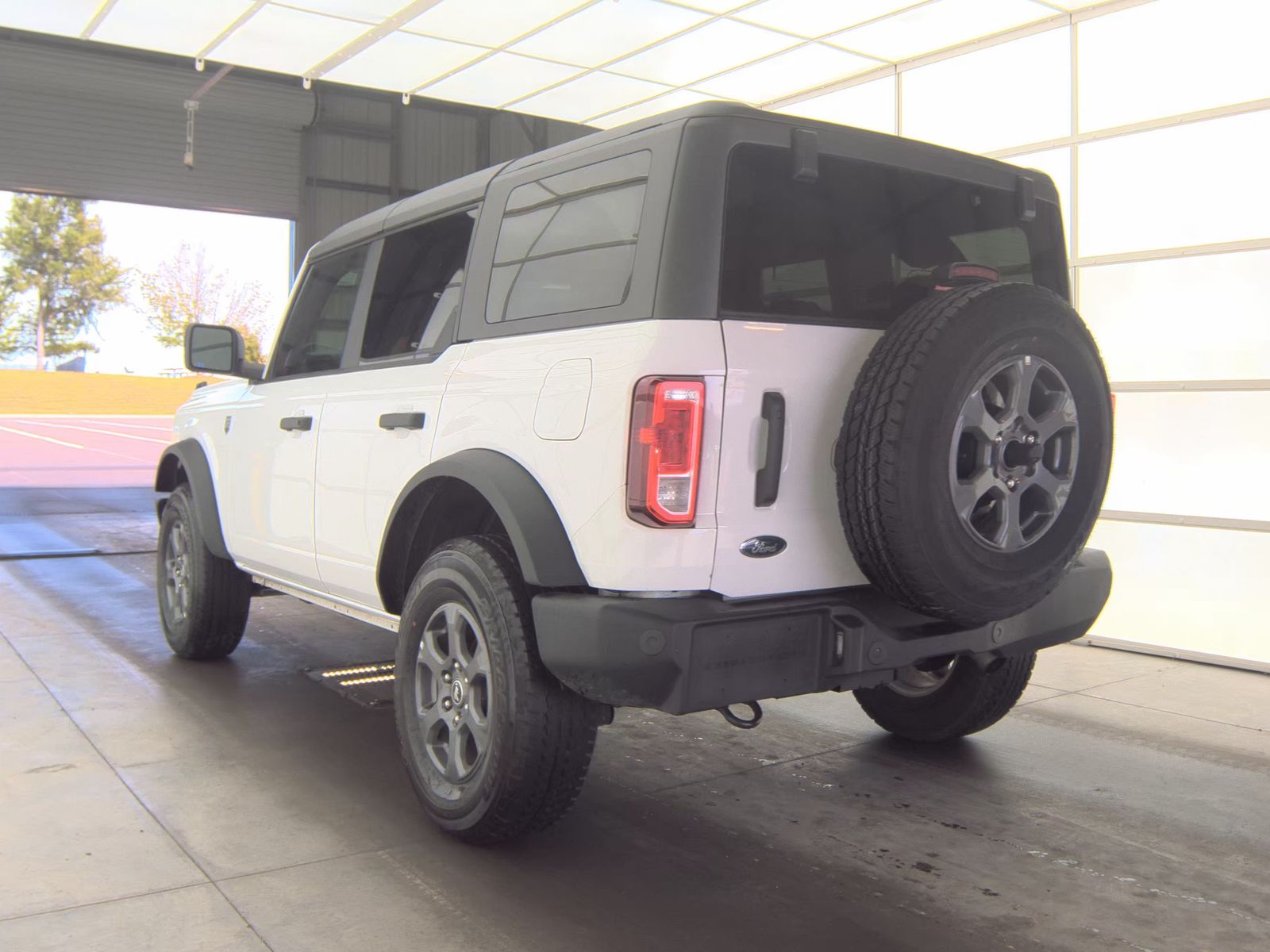 FORD BRONCO - 9