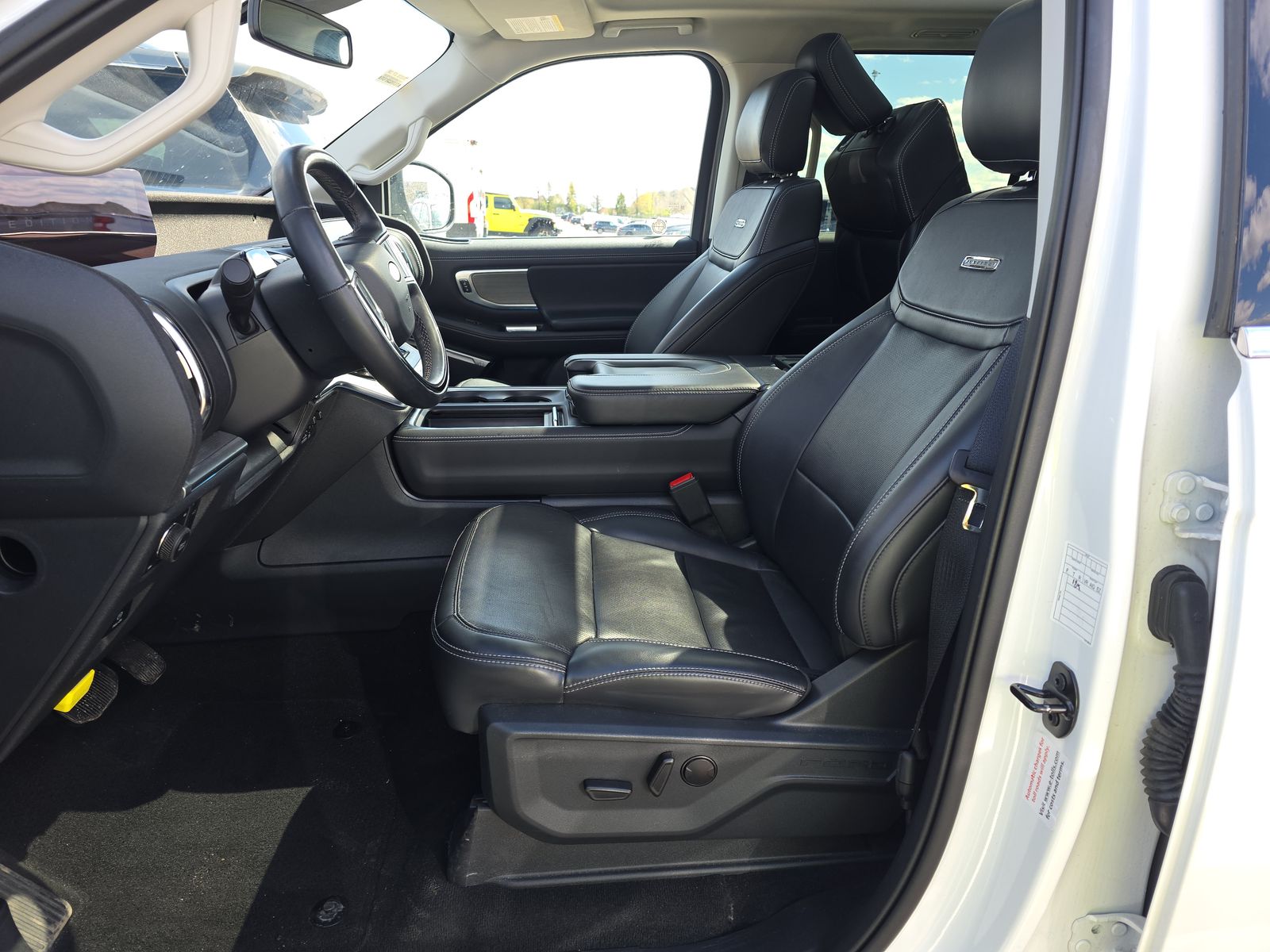 FORD EXPEDITION - 8