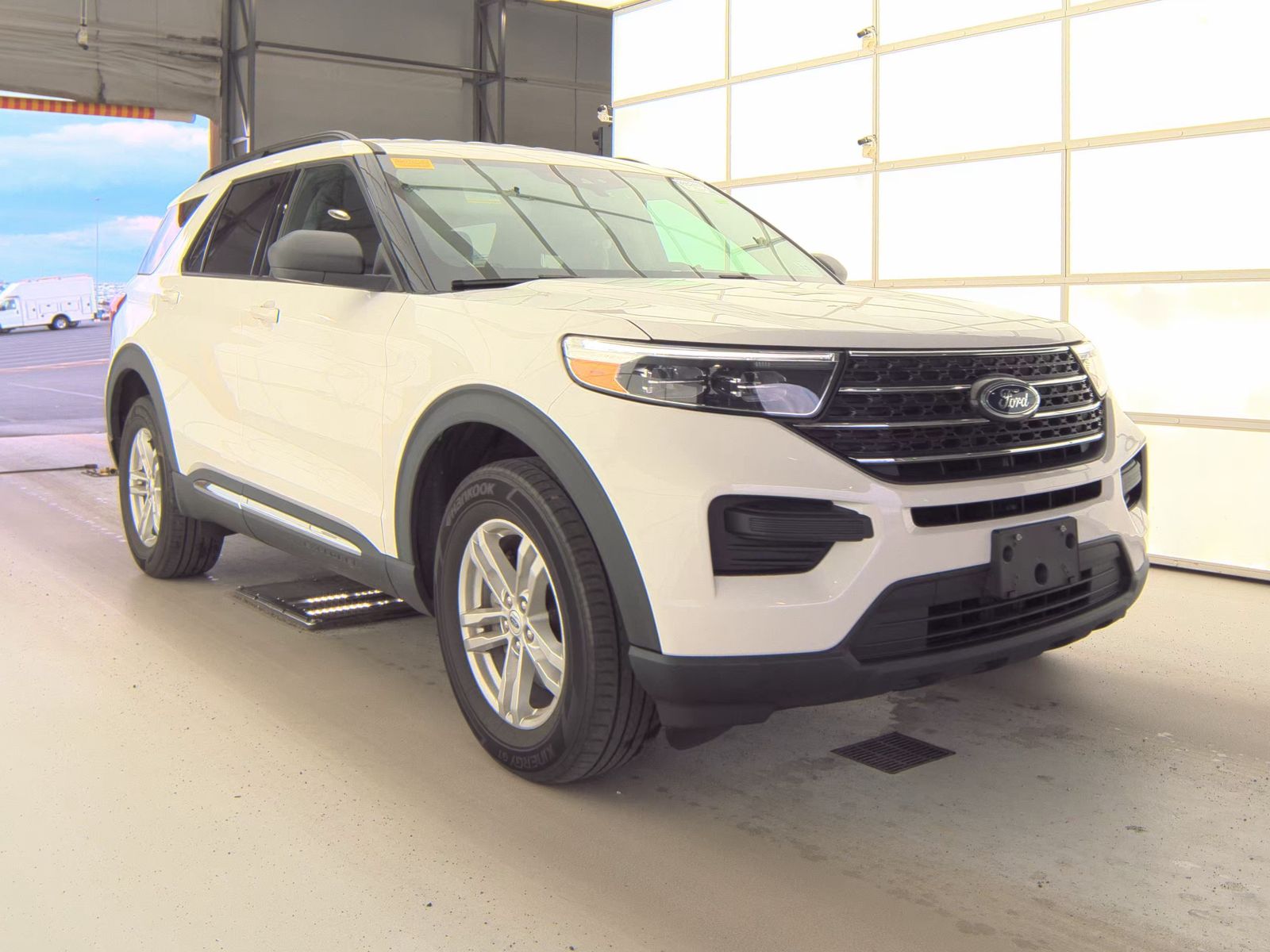 FORD EXPLORER - 5
