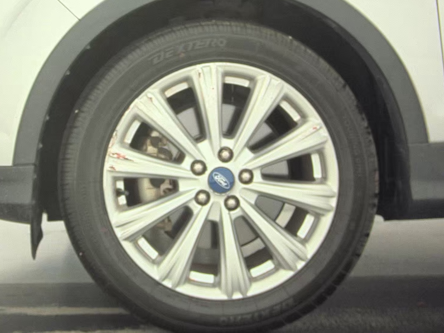 FORD ESCAPE - 10