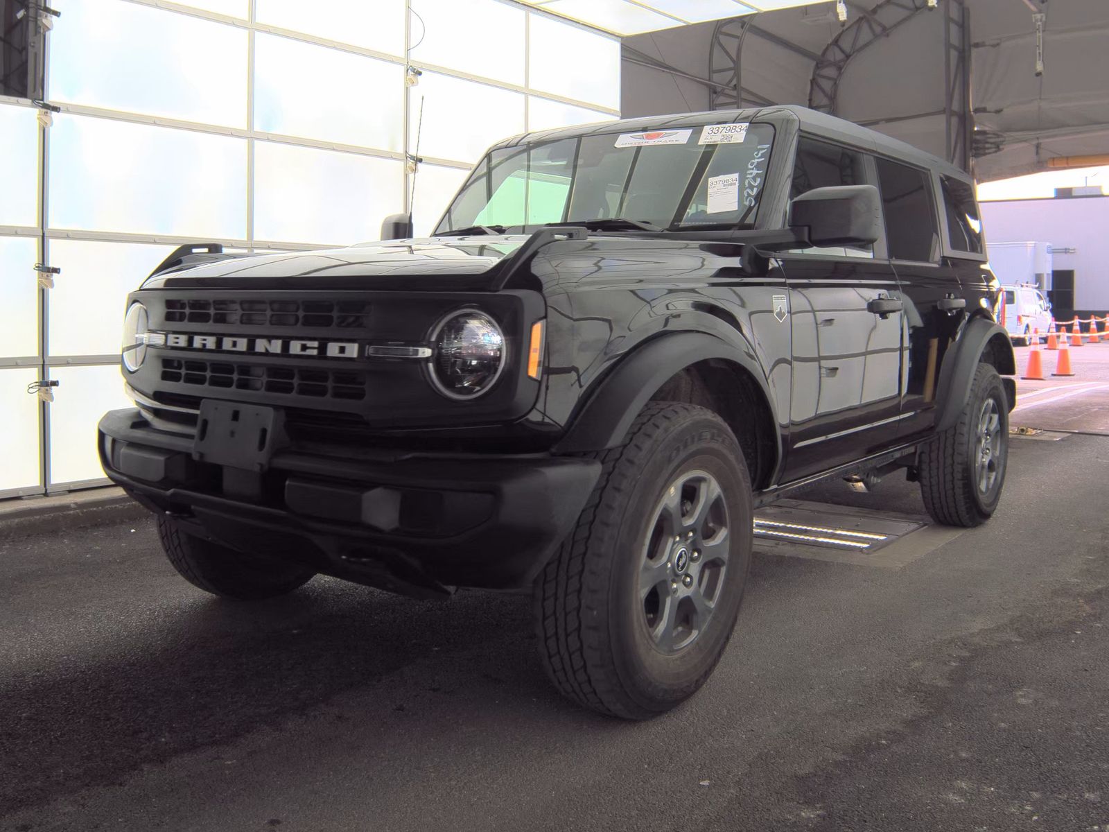 FORD BRONCO - 1