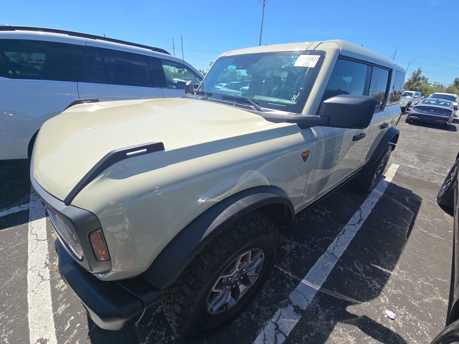 FORD BRONCO - 1