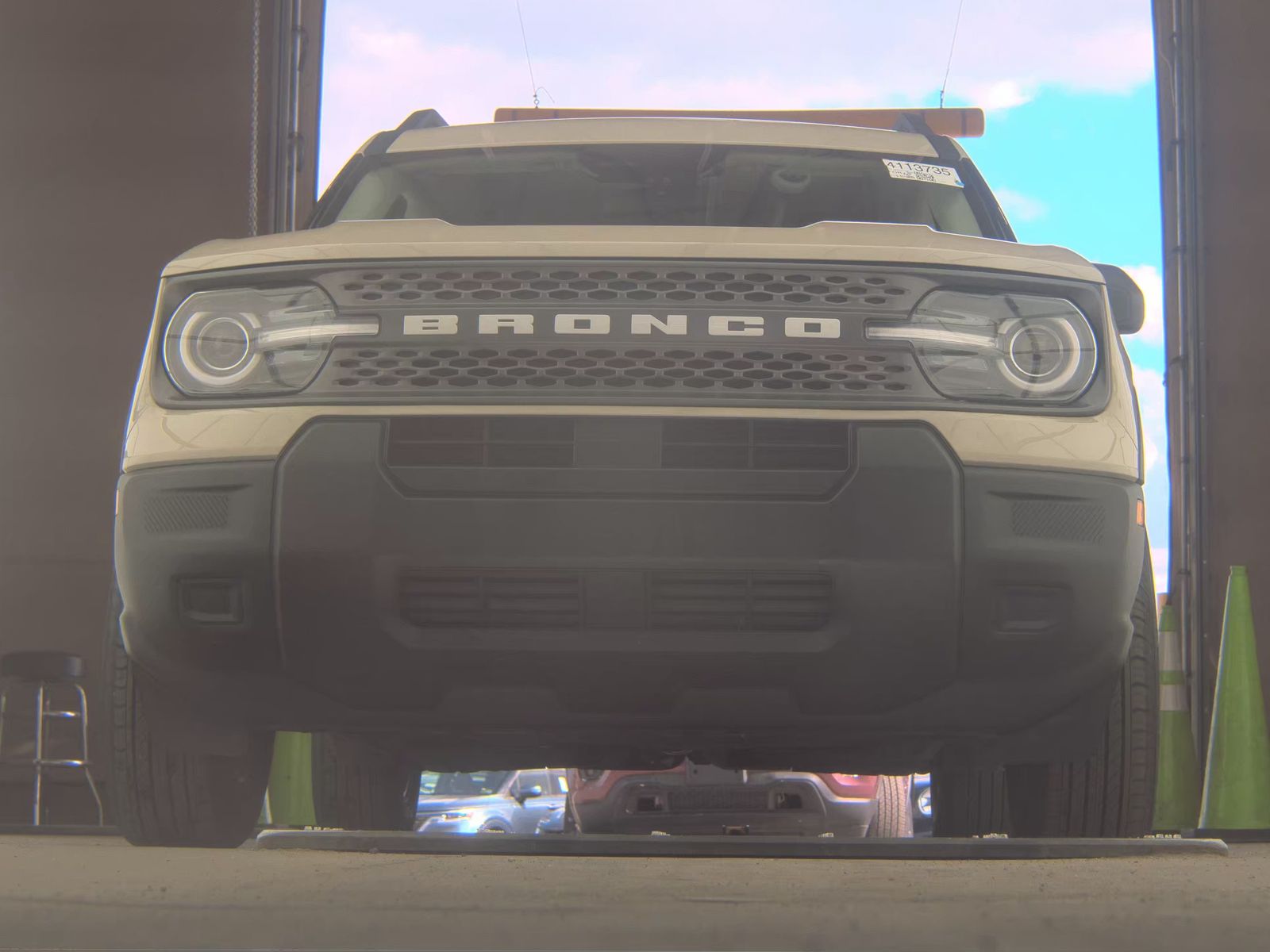FORD BRONCO - 4