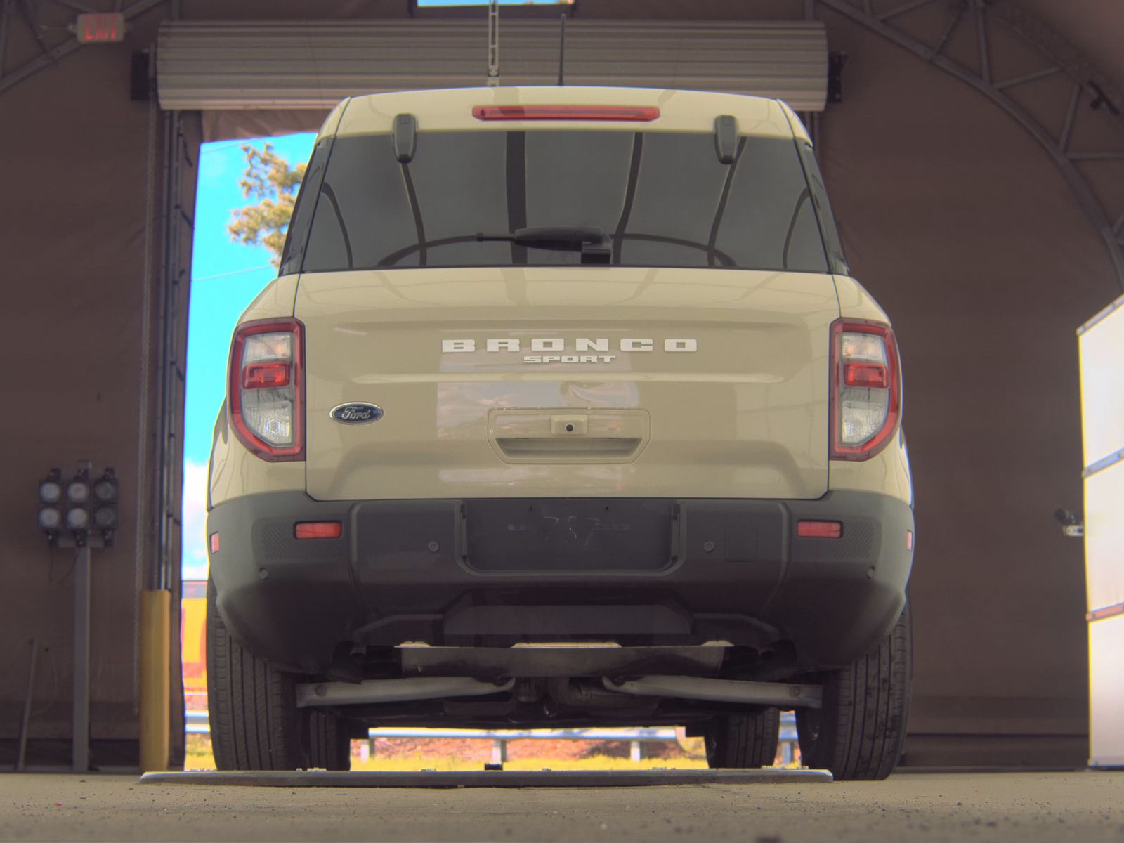 FORD BRONCO - 8