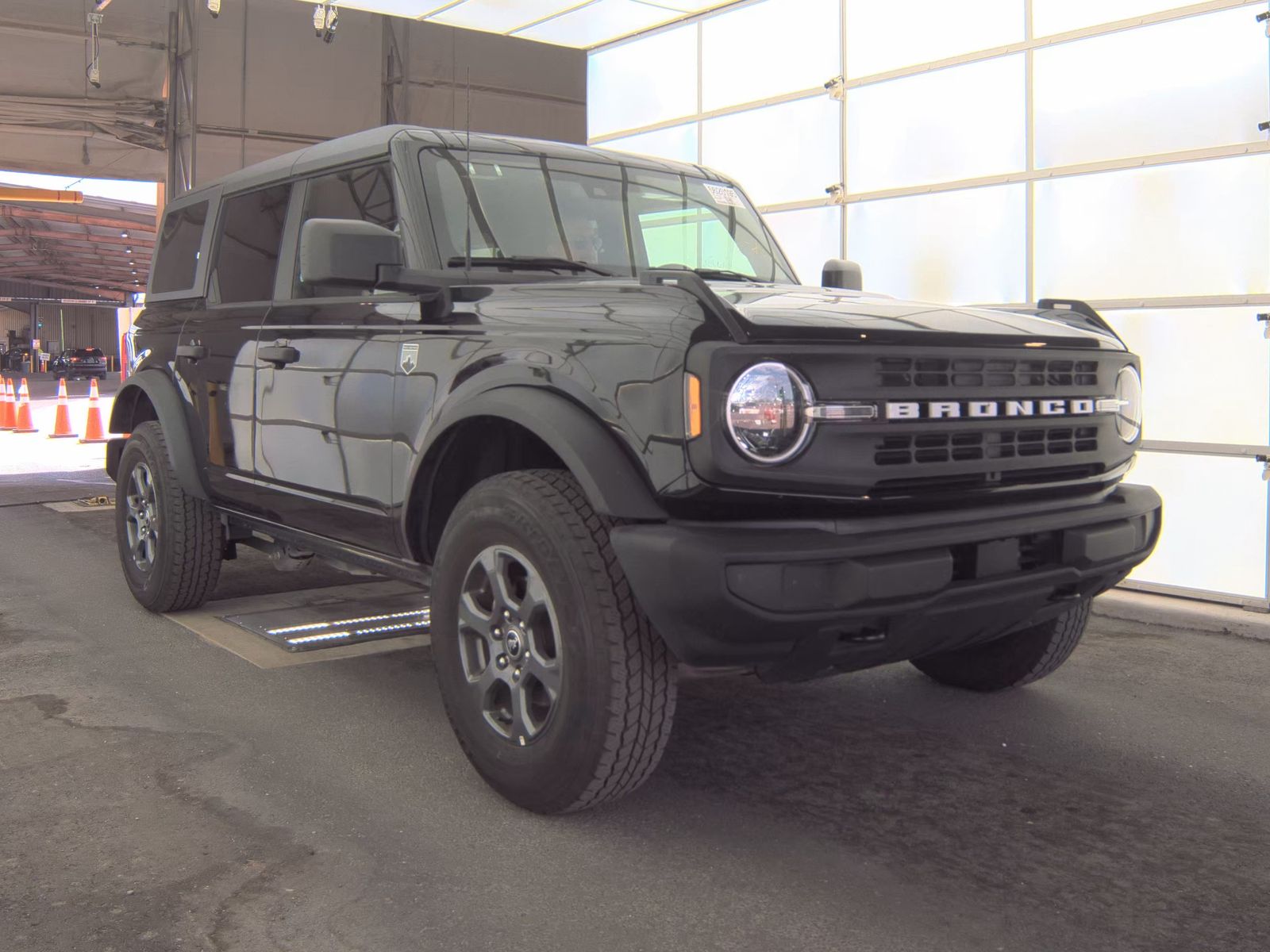 FORD BRONCO - 4