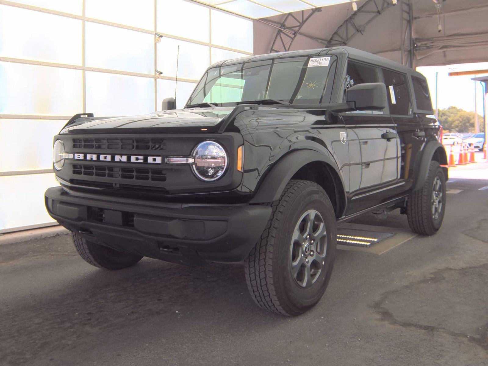 FORD BRONCO - 1