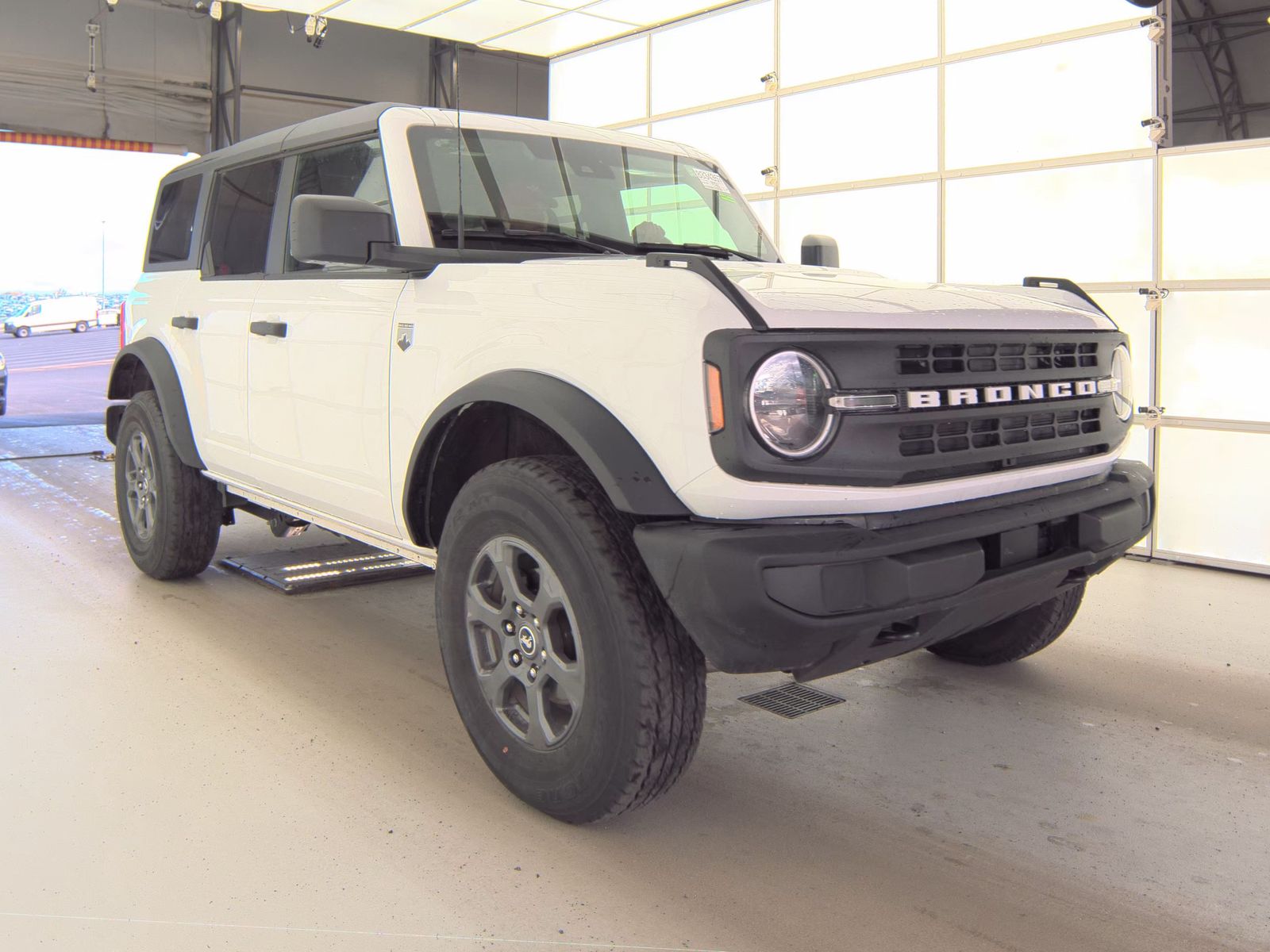 FORD BRONCO - 4
