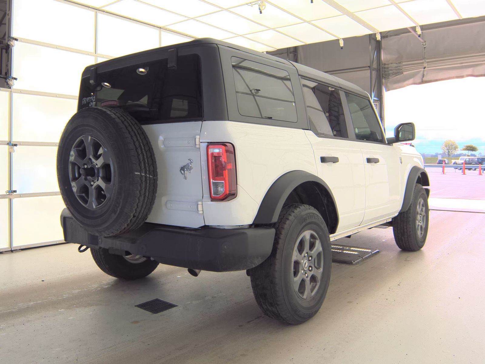 FORD BRONCO - 5