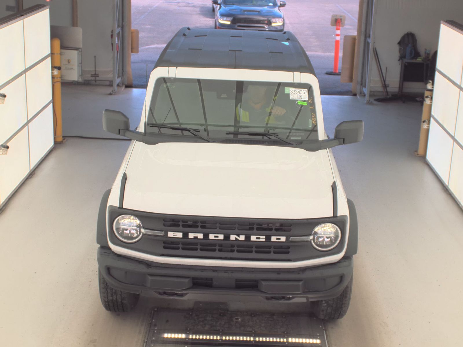 FORD BRONCO - 3