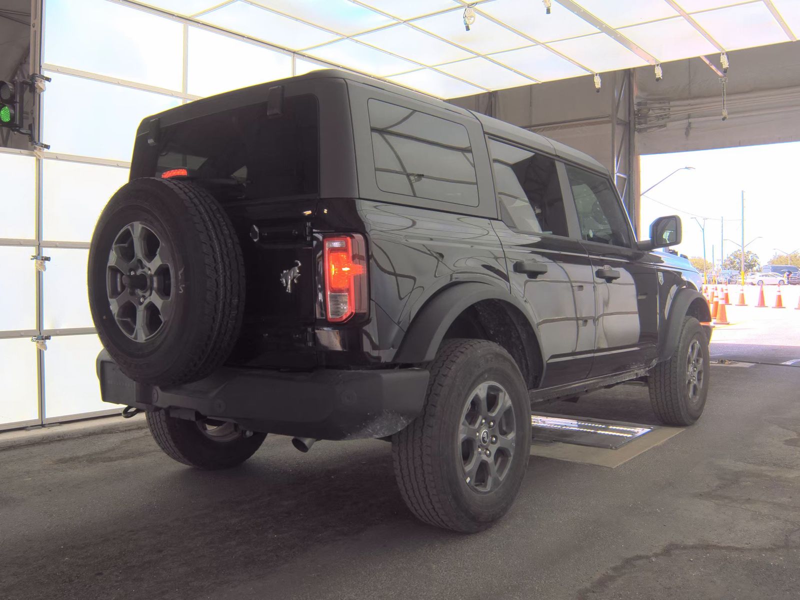 FORD BRONCO - 5