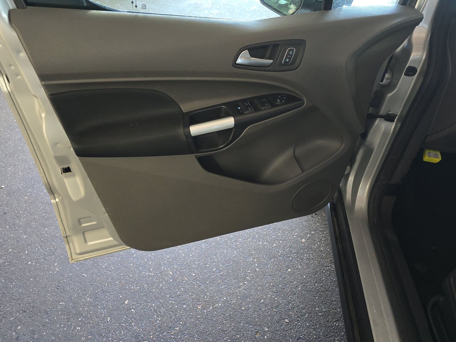 FORD TRANSIT CONNECT - 10