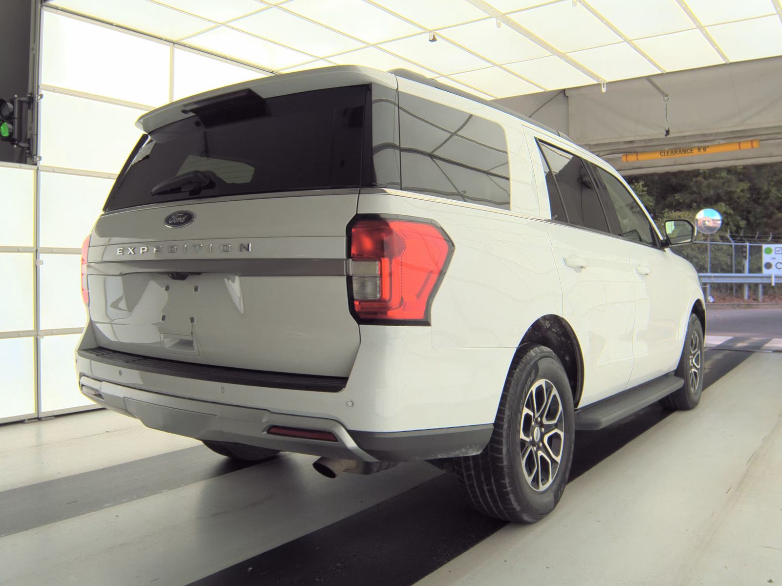 FORD EXPEDITION - 6