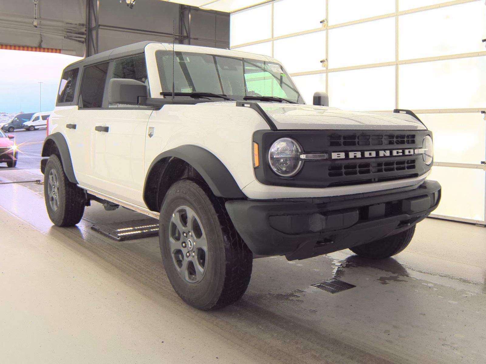 FORD BRONCO - 4