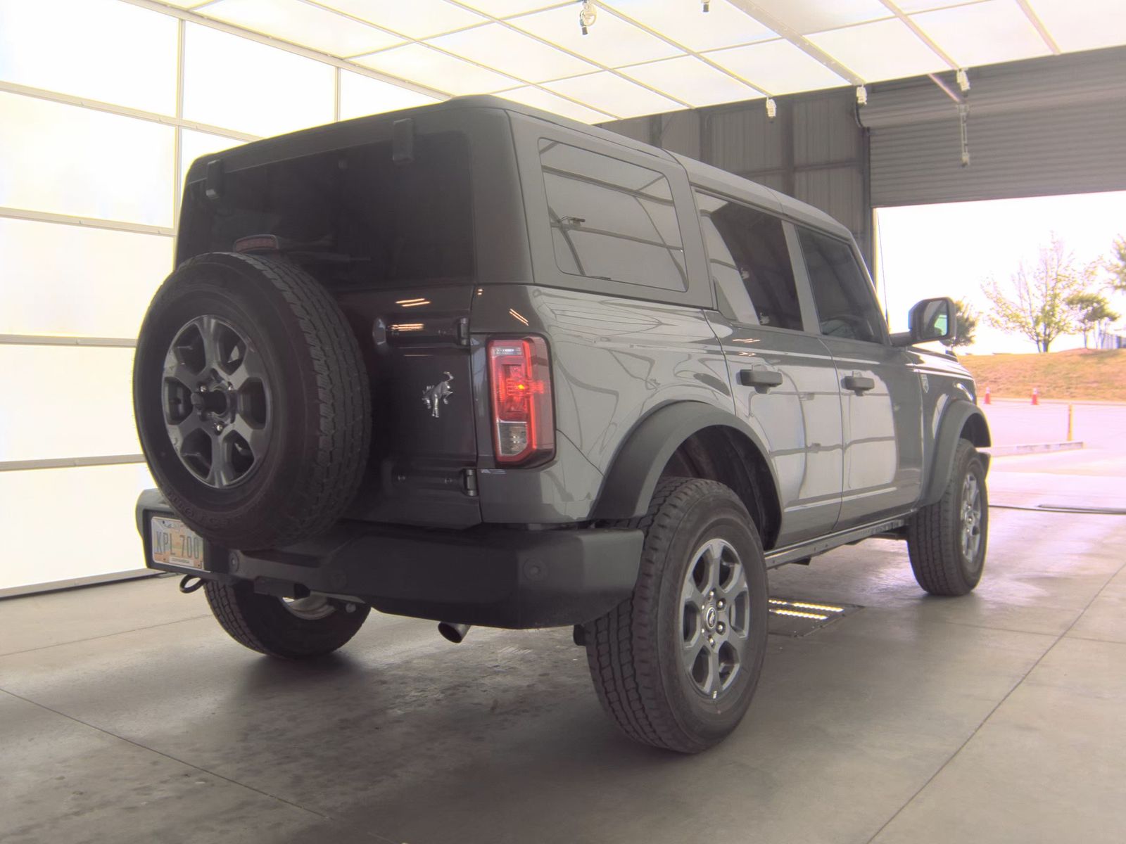 FORD BRONCO - 5