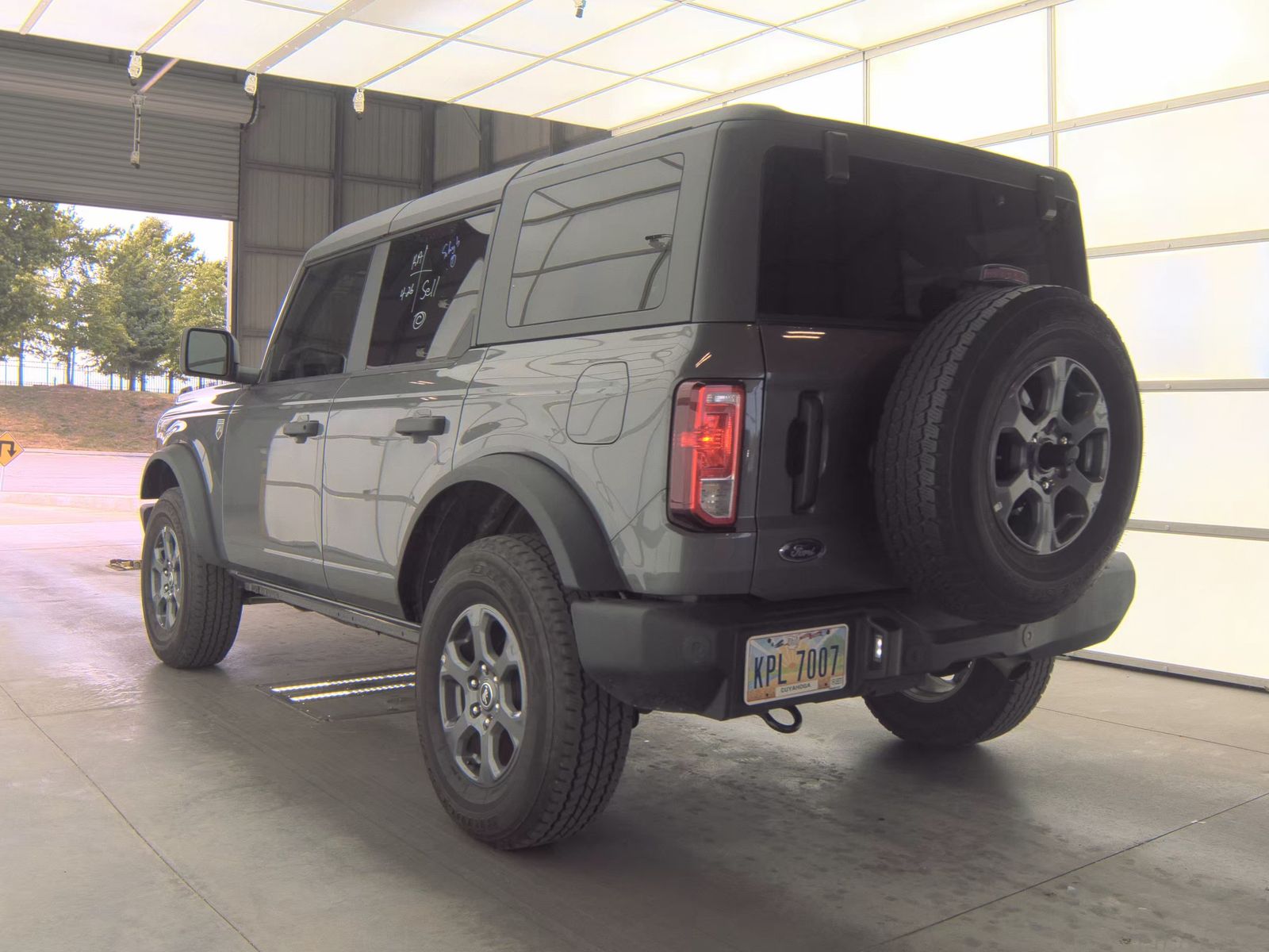 FORD BRONCO - 7