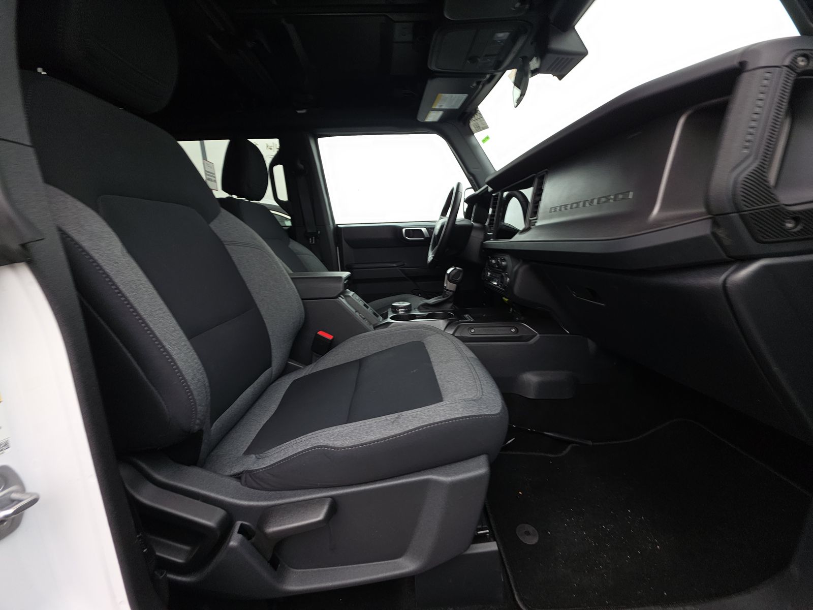 FORD BRONCO - 9
