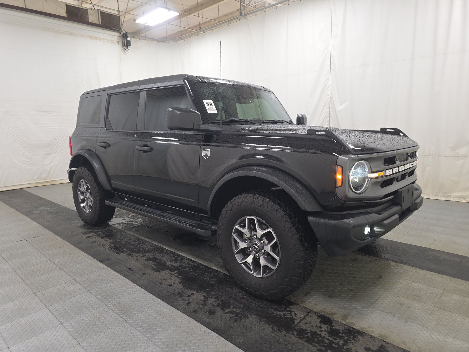 FORD BRONCO - 4