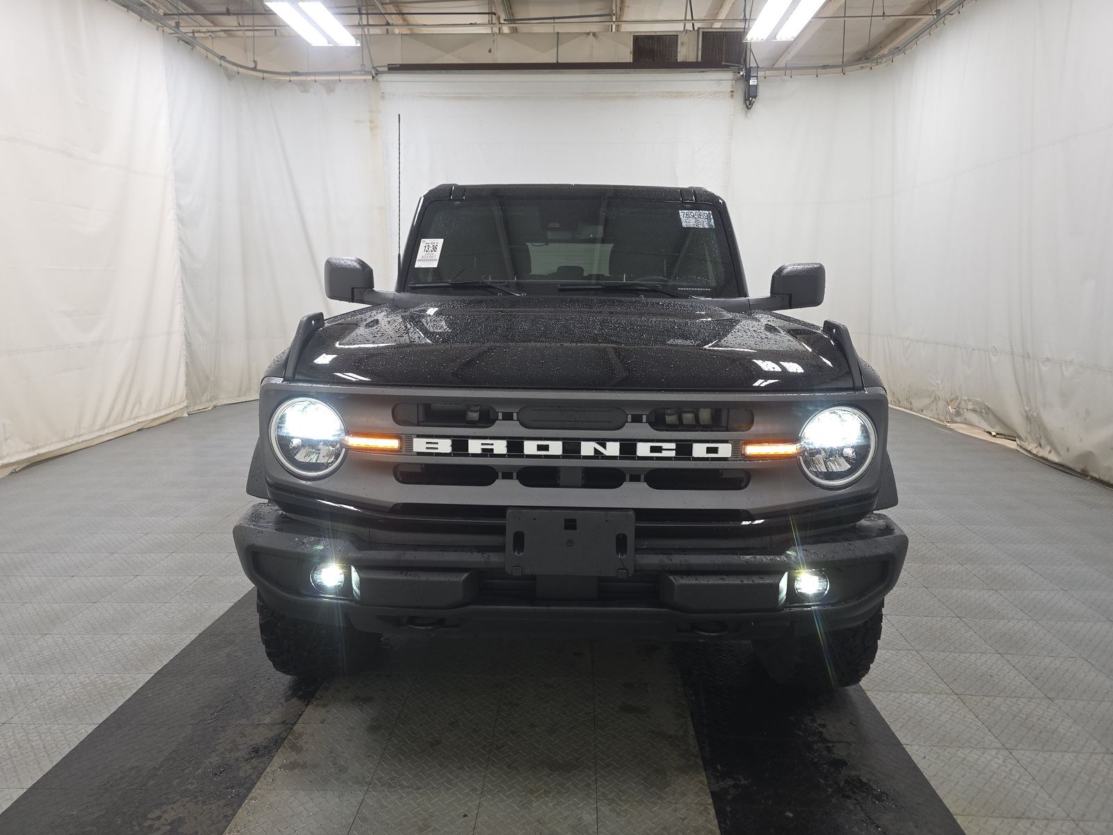 FORD BRONCO - 3