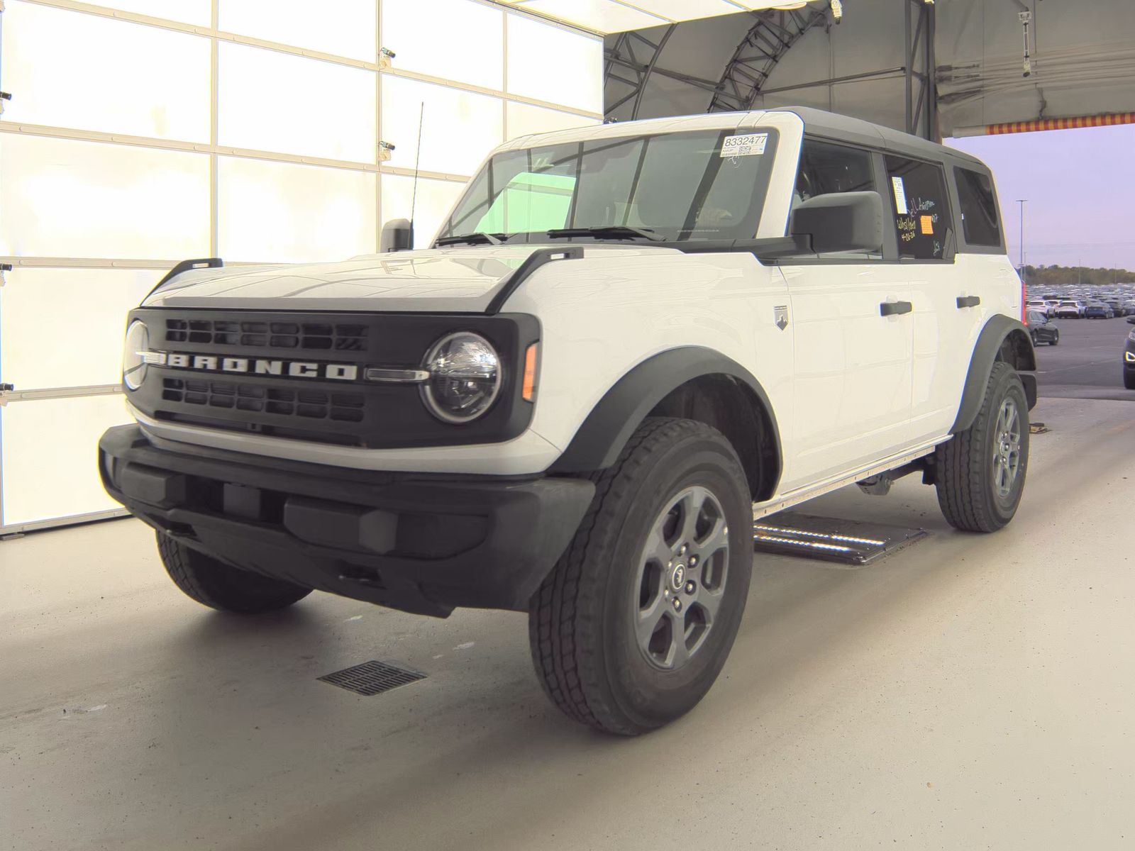 FORD BRONCO - 1