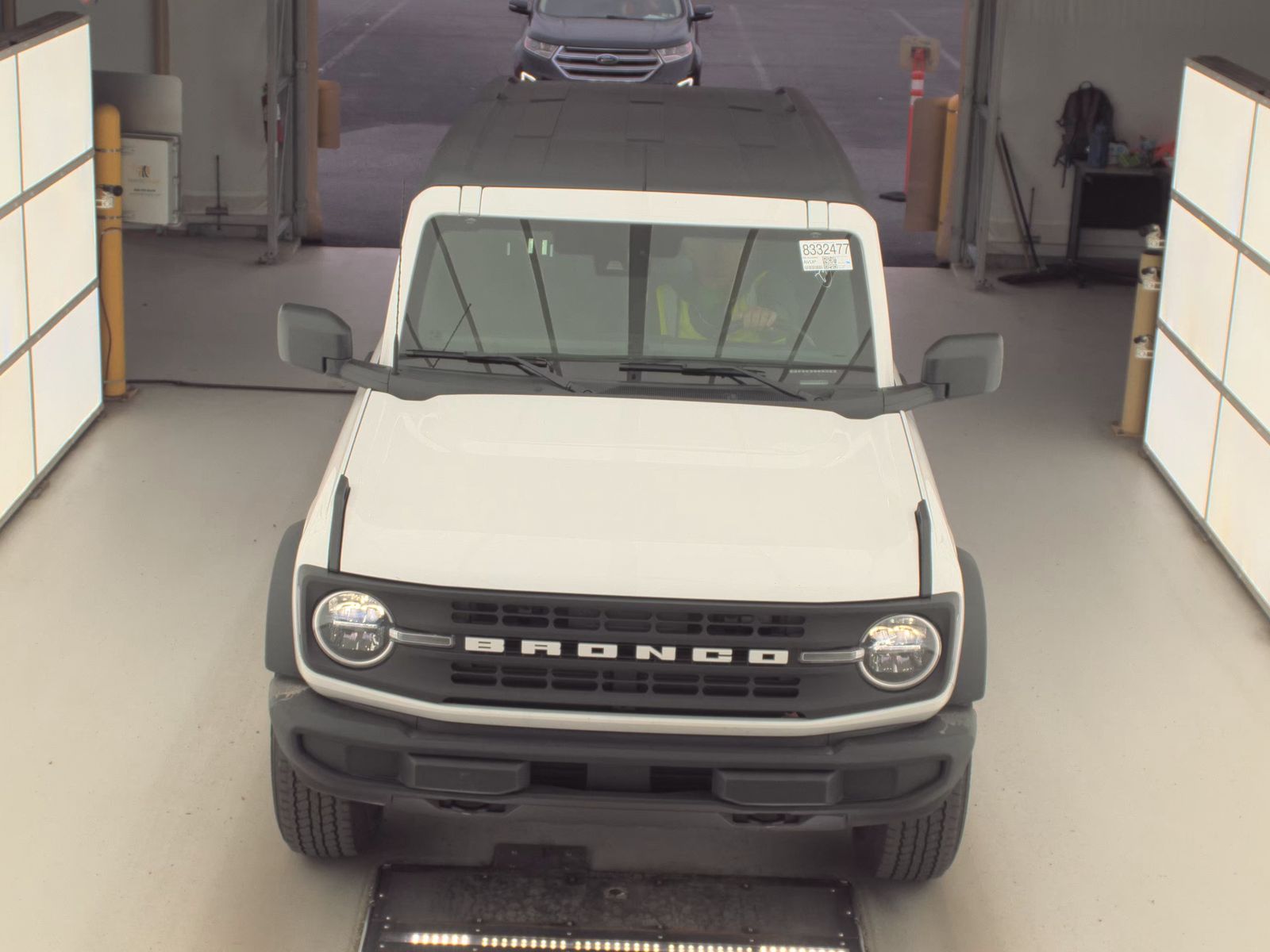 FORD BRONCO - 3
