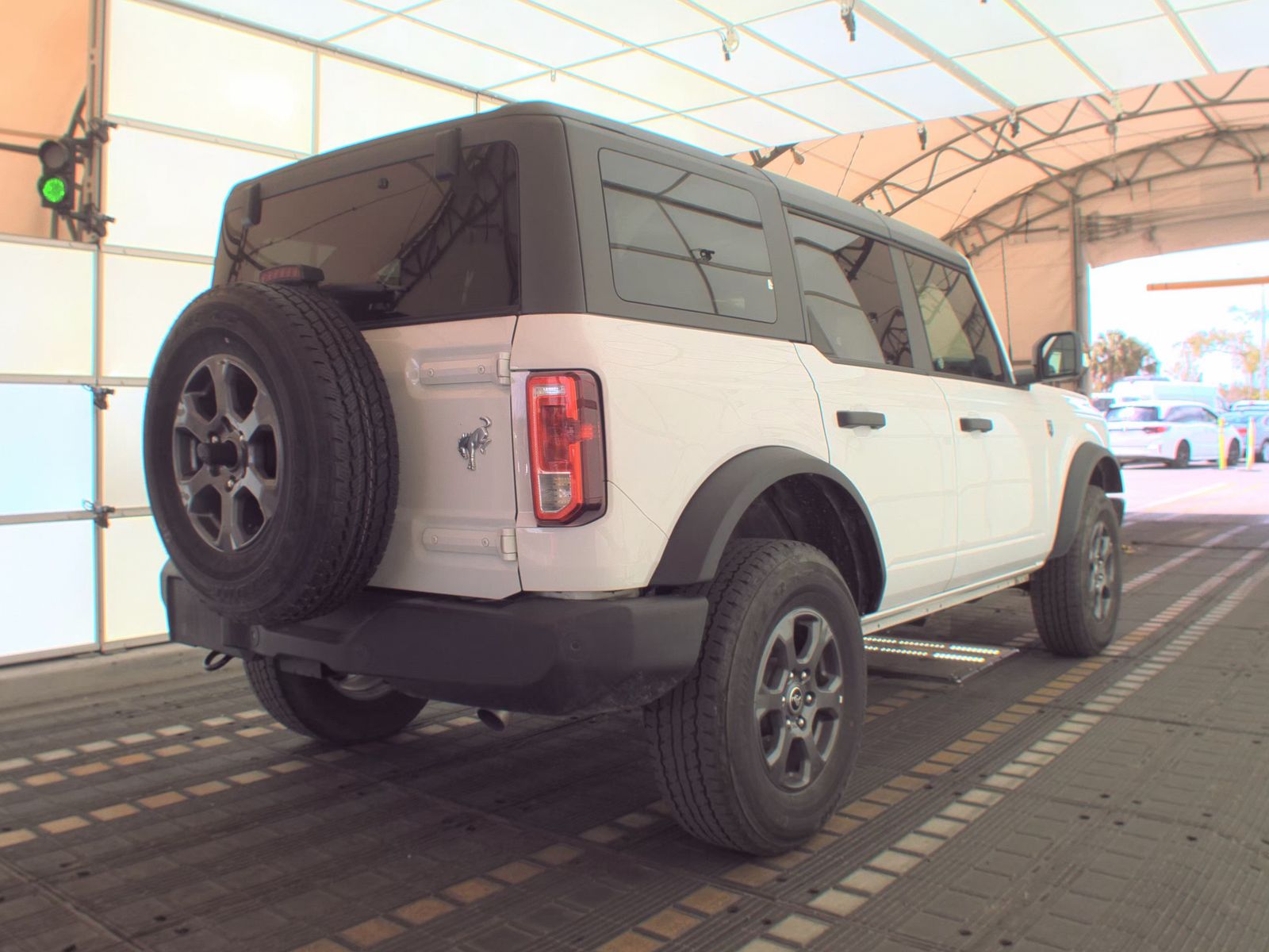 FORD BRONCO - 5
