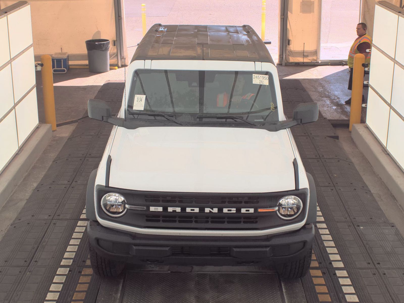 FORD BRONCO - 3