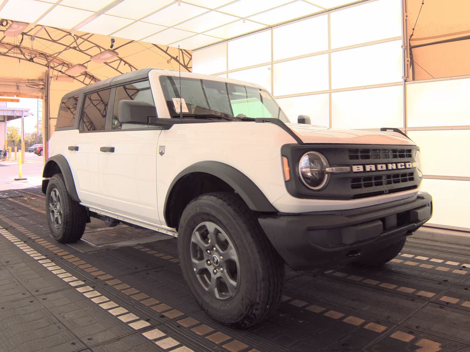 FORD BRONCO - 4
