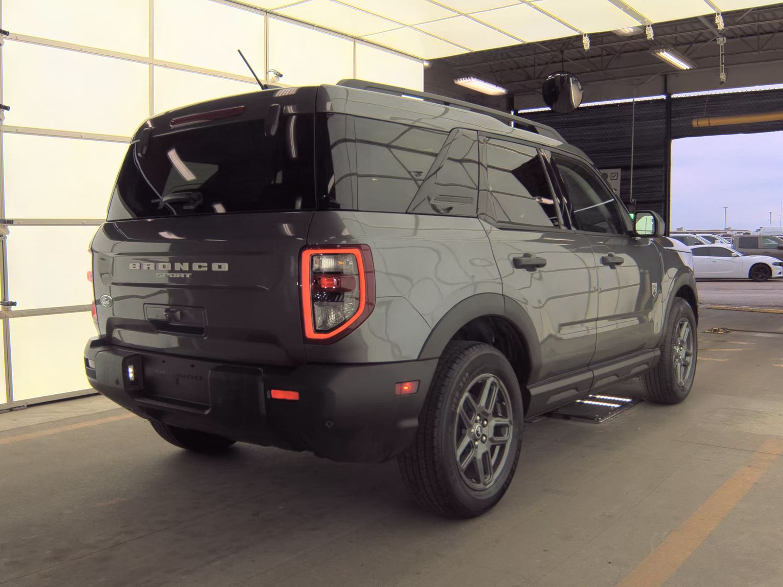 FORD BRONCO - 5