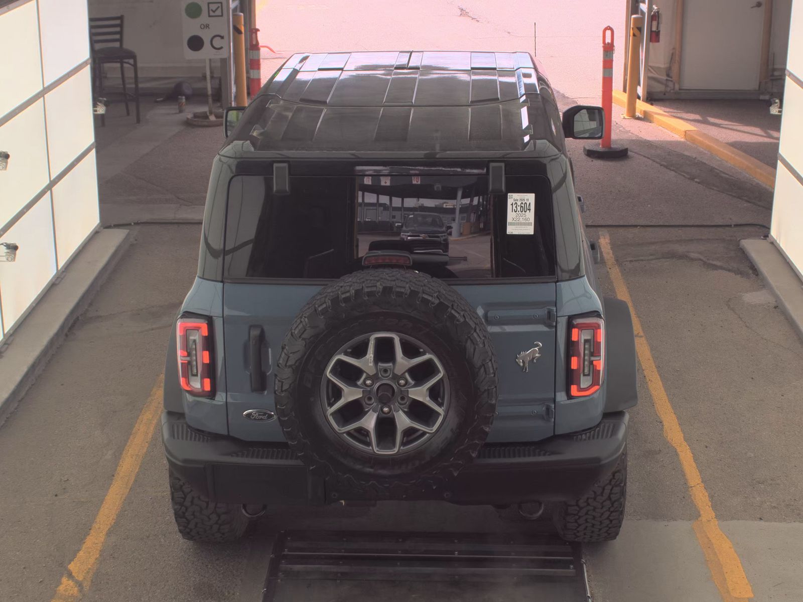 FORD BRONCO - 7