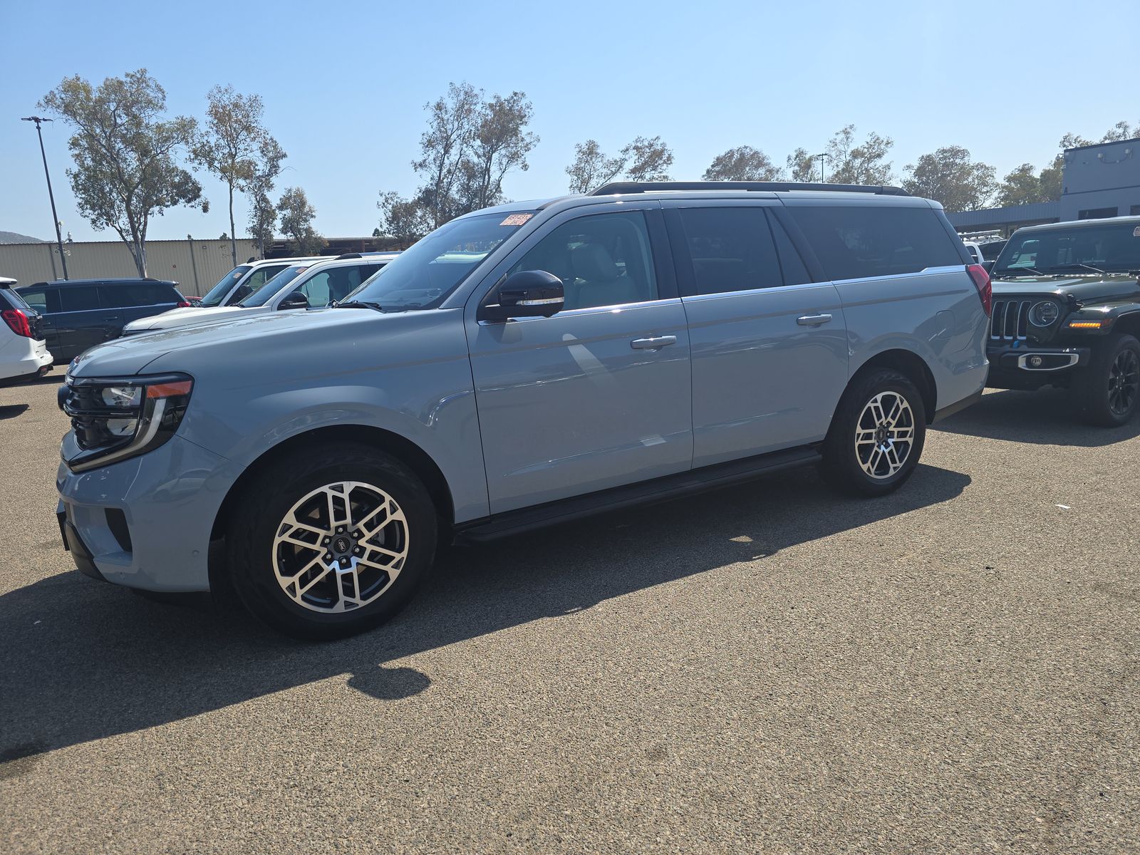 FORD EXPEDITION MAX - 1