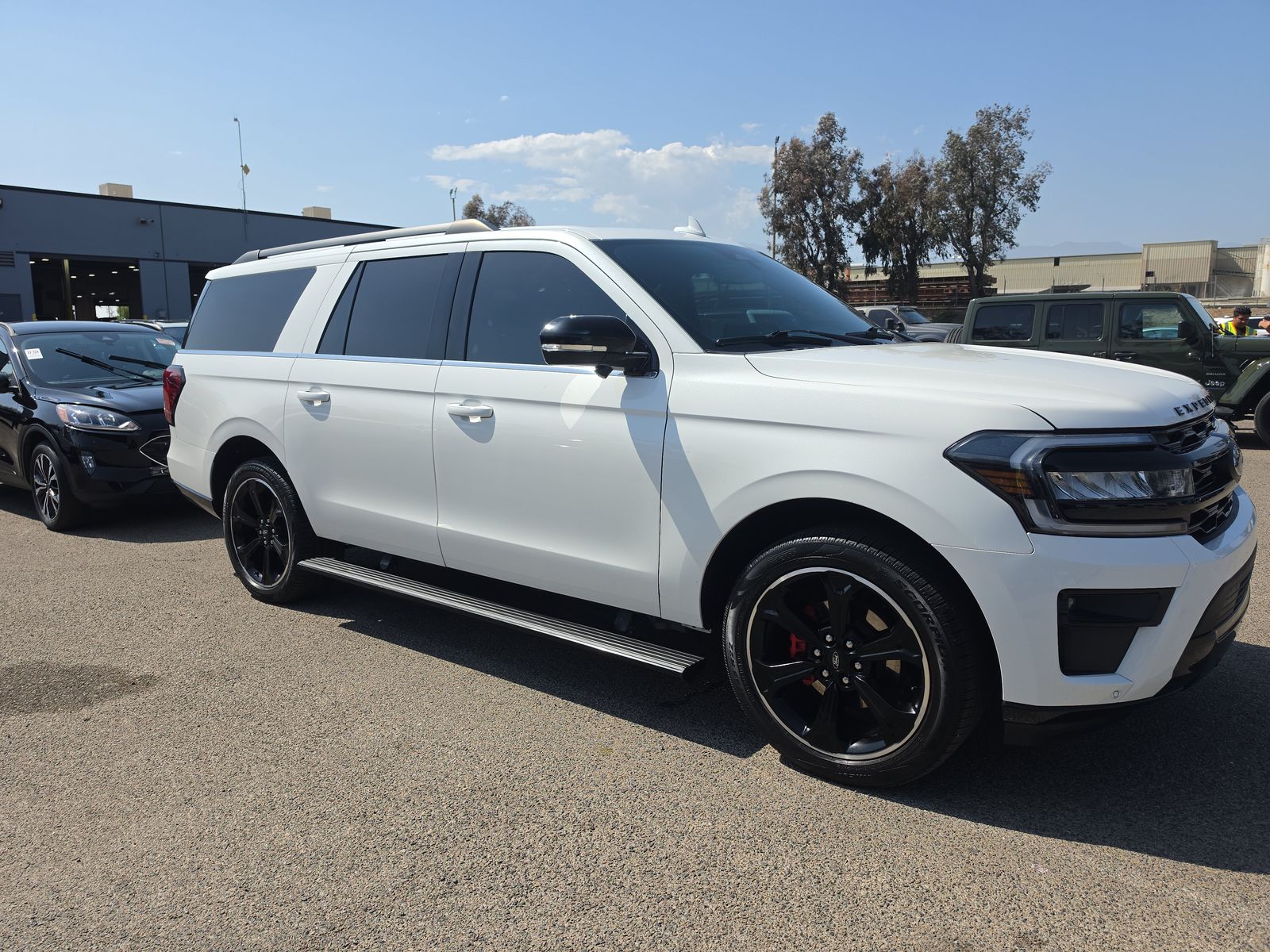 FORD EXPEDITION MAX - 4