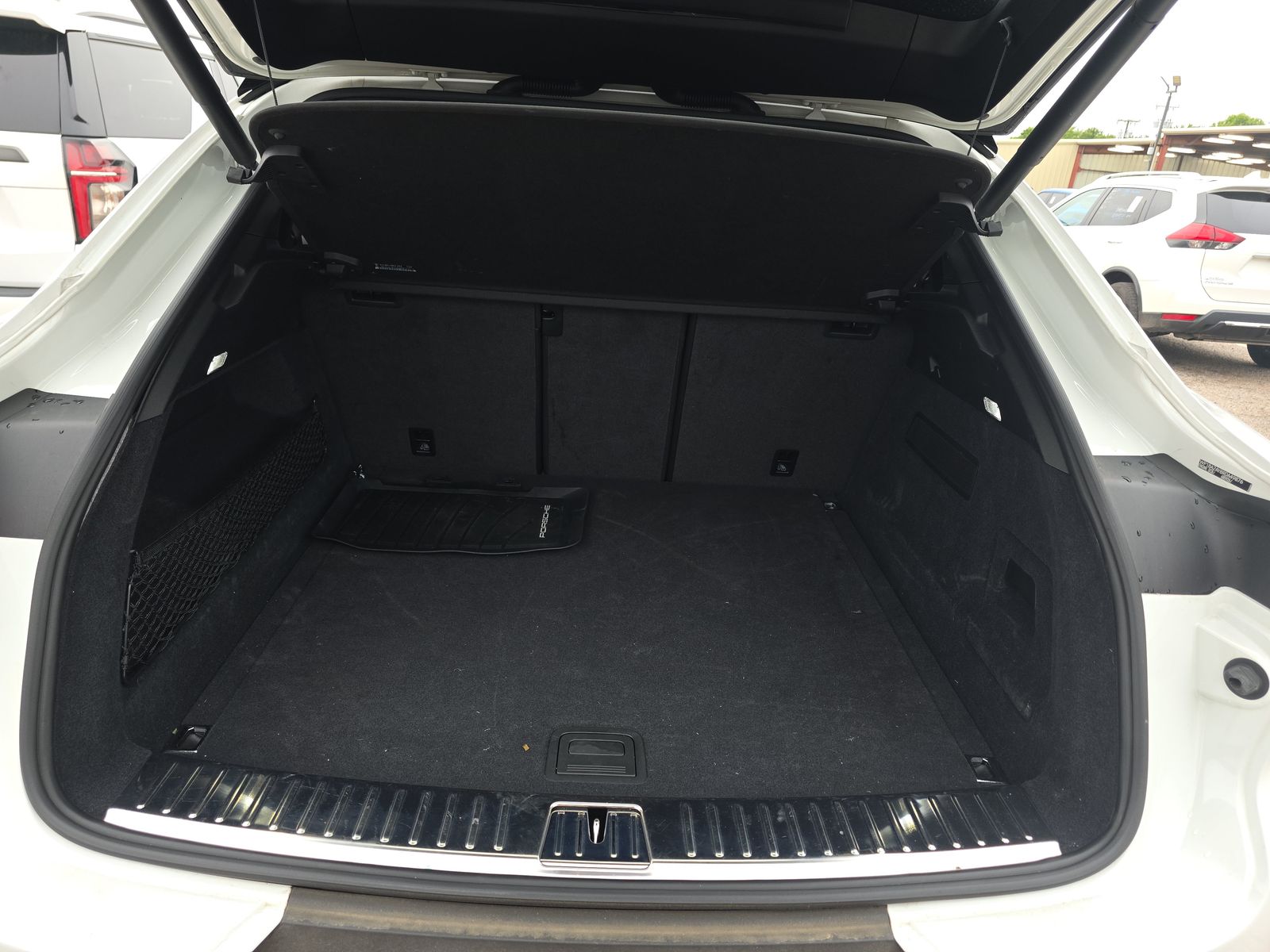 2024 Porsche Cayenne Base AWD